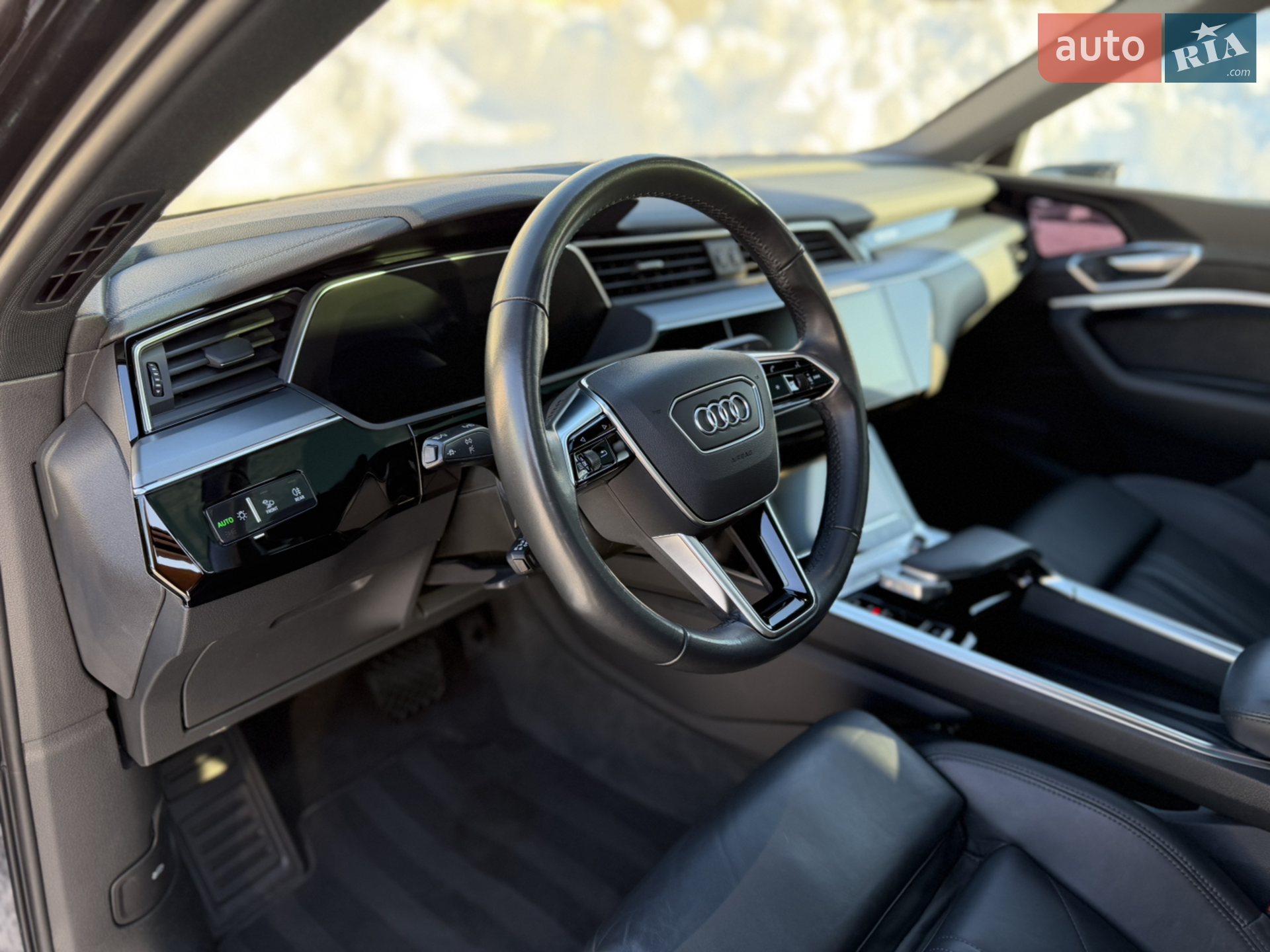 2021 Audi e-tron Sportback - мініатюра 46