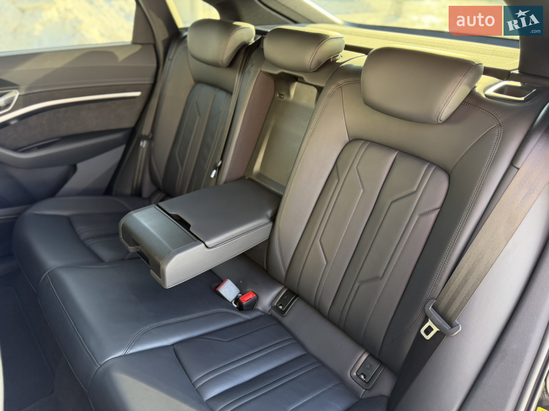 2021 Audi e-tron Sportback - мініатюра 60