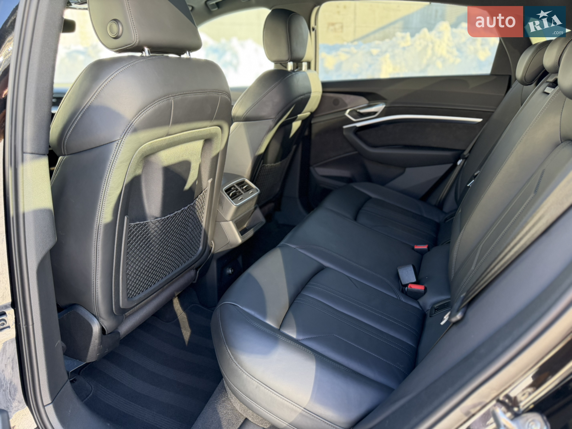 2021 Audi e-tron Sportback - мініатюра 62