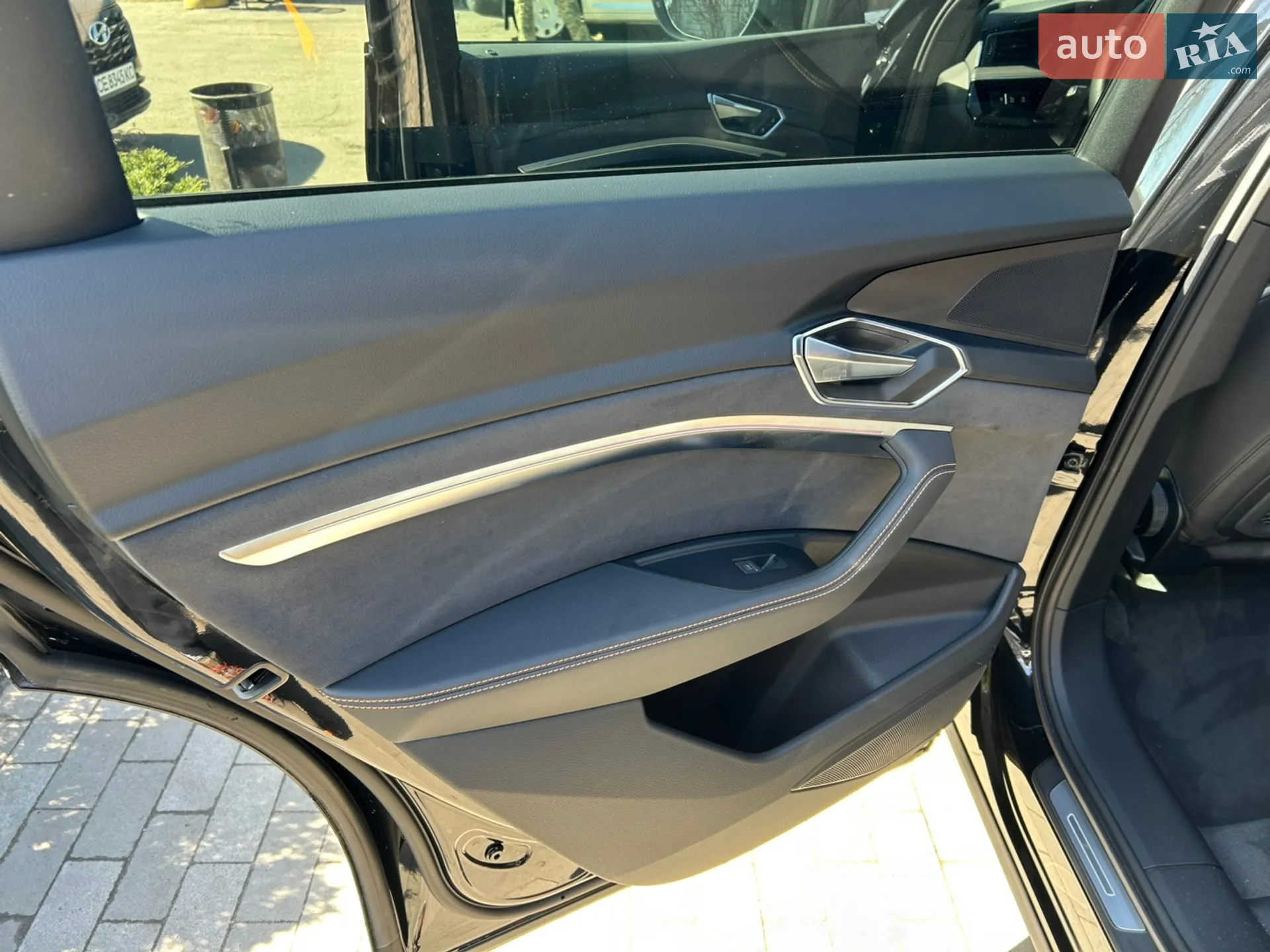 2022 Audi e-tron Sportback - мініатюра 32