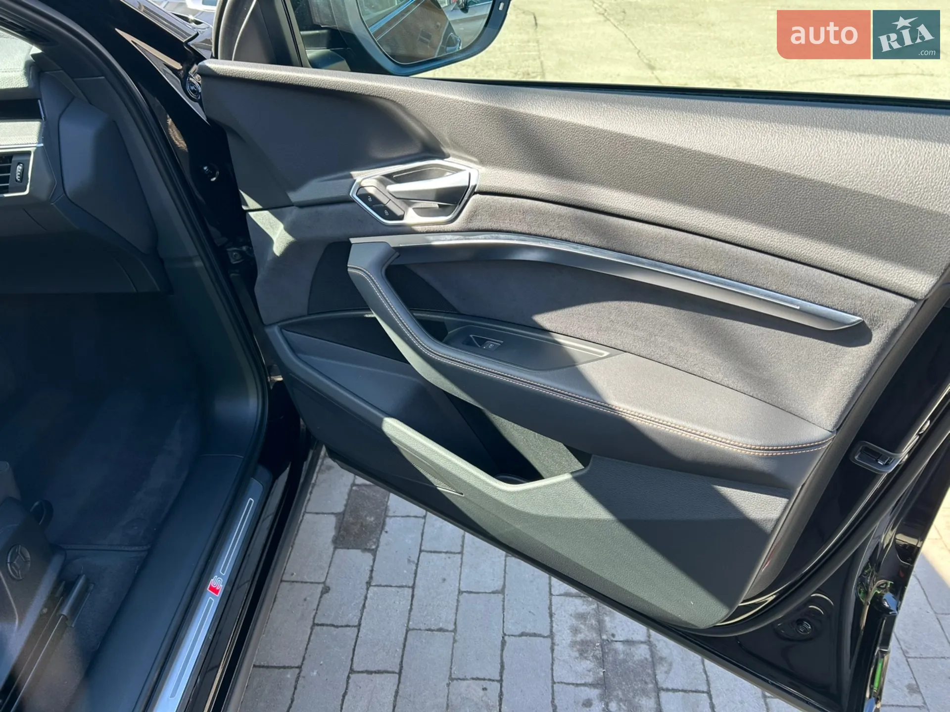 2022 Audi e-tron Sportback - мініатюра 38