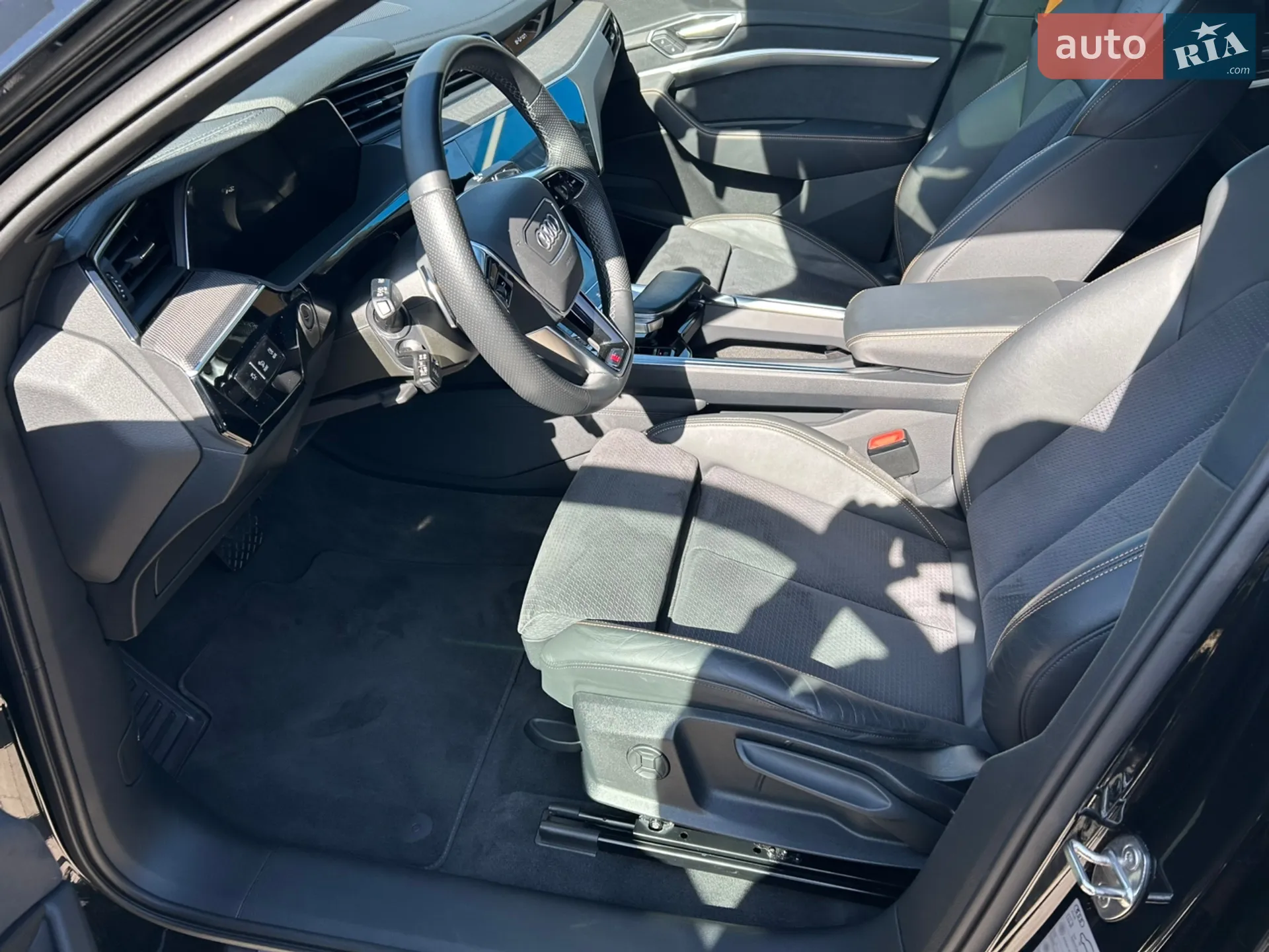 2022 Audi e-tron Sportback - мініатюра 39