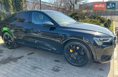 Позашляховик / Кросовер Audi e-tron Sportback 2022 в Києві
