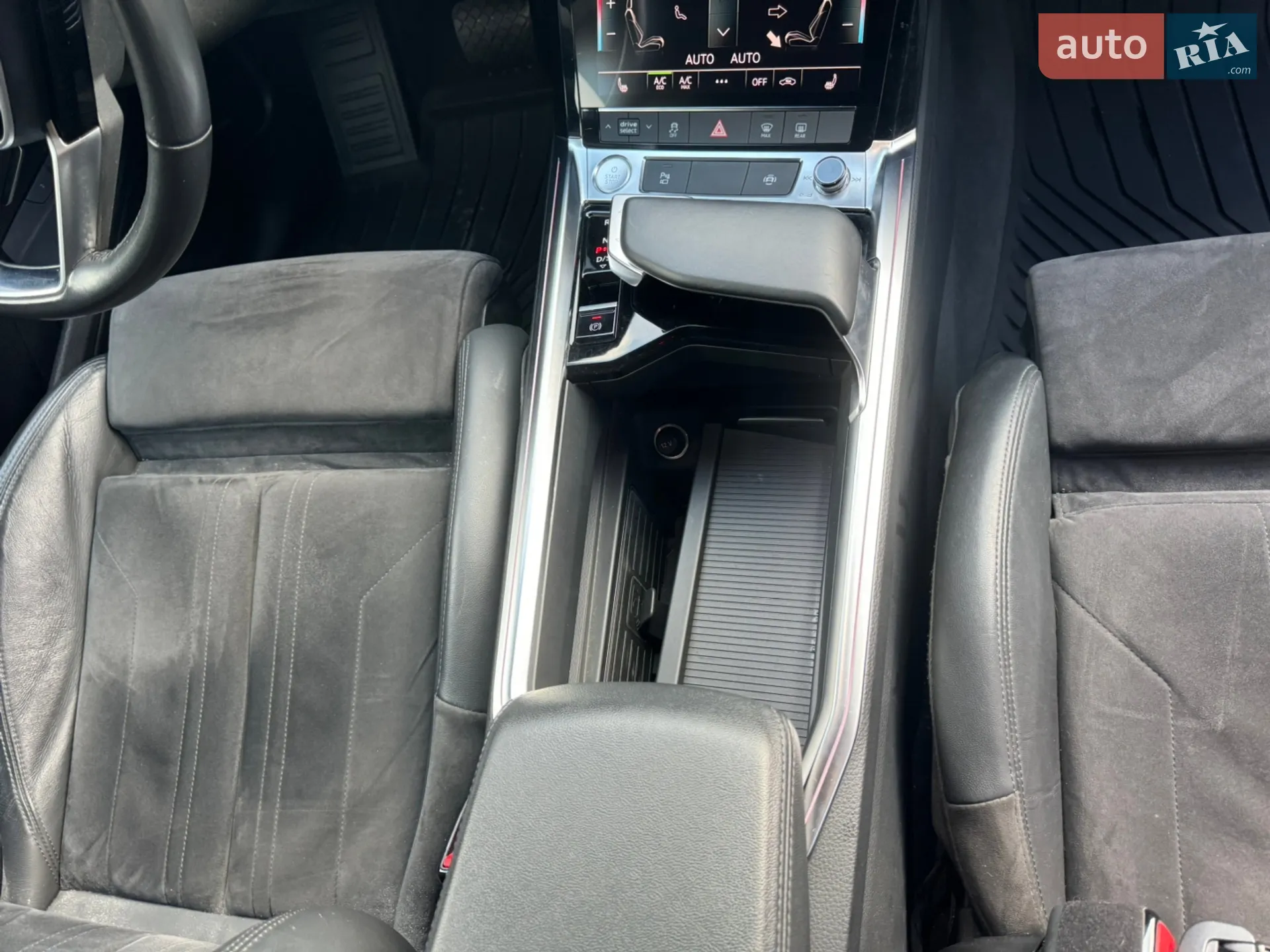 2020 Audi e-tron Sportback - мініатюра 48
