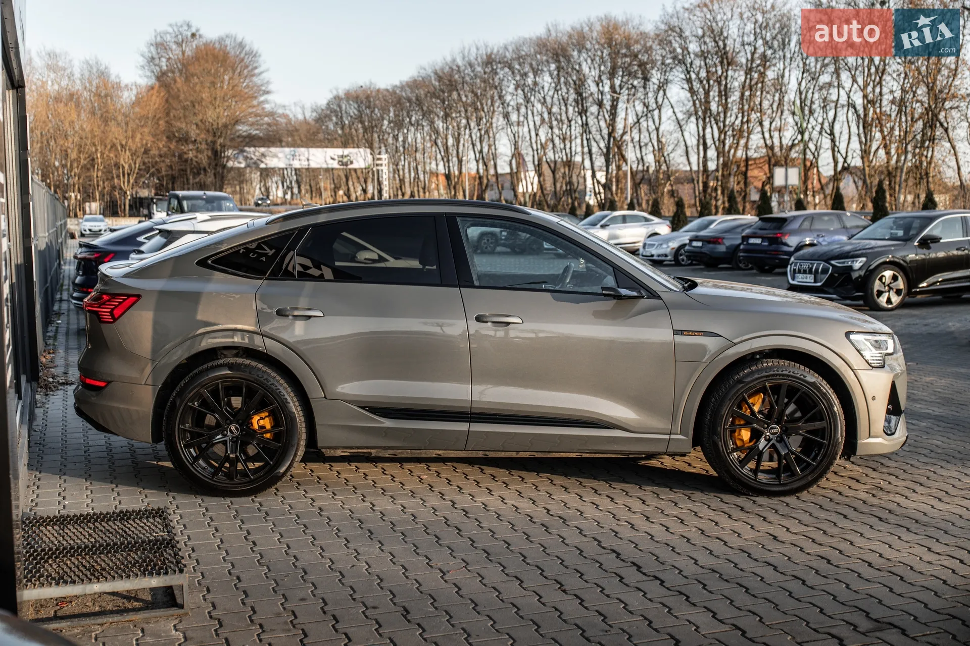 2022 Audi e-tron Sportback - мініатюра 9