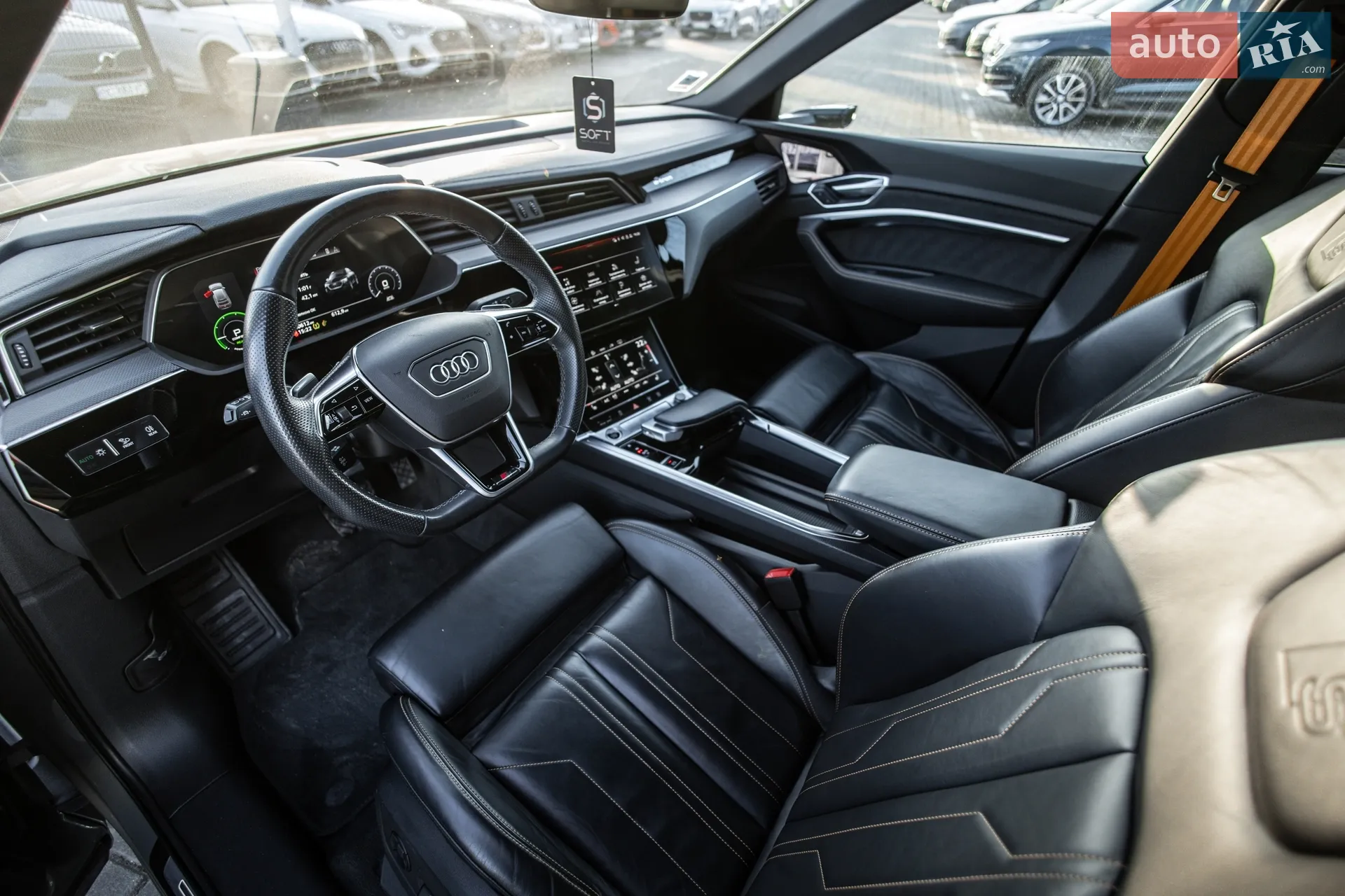 2022 Audi e-tron Sportback - мініатюра 15
