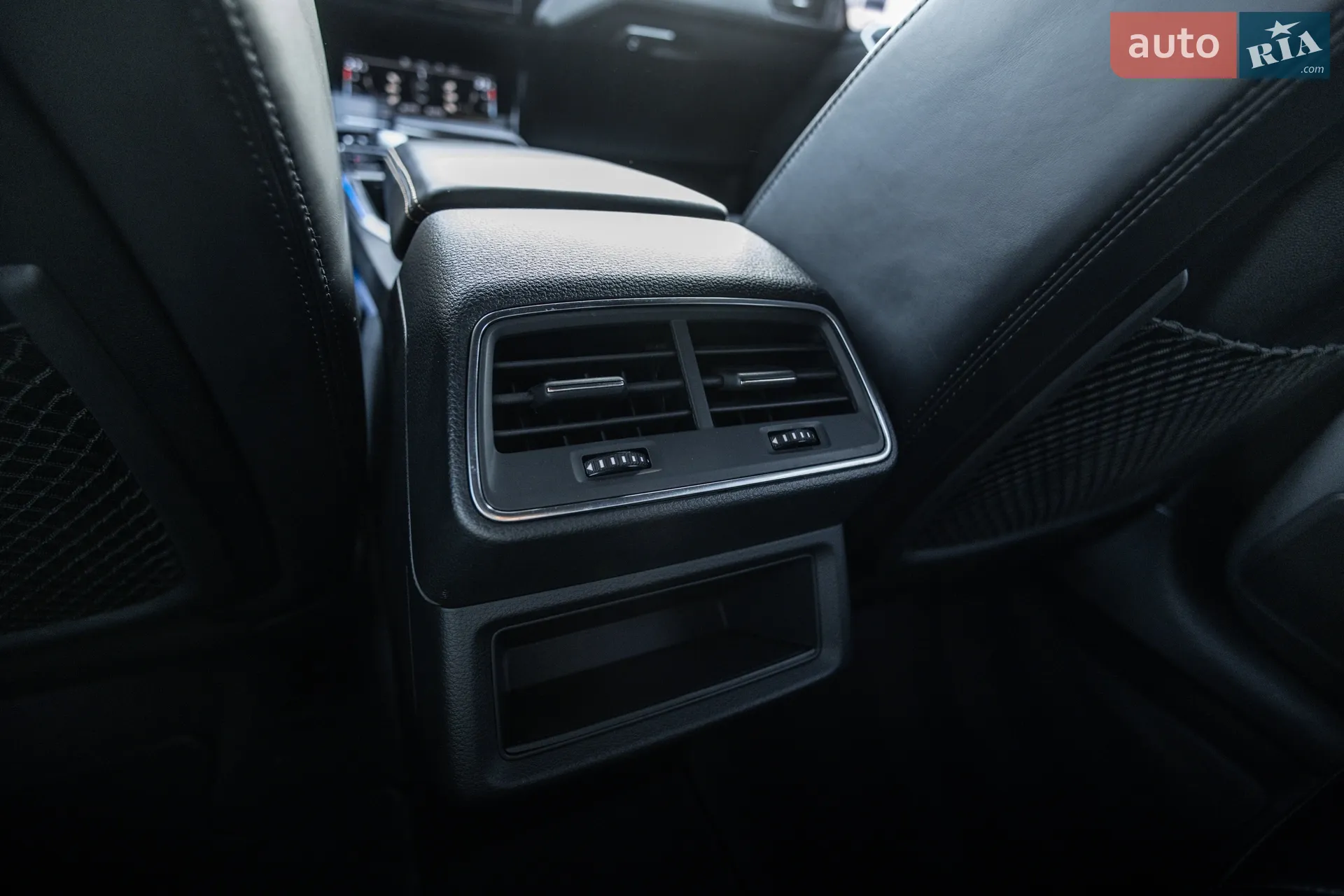 2022 Audi e-tron Sportback - мініатюра 42