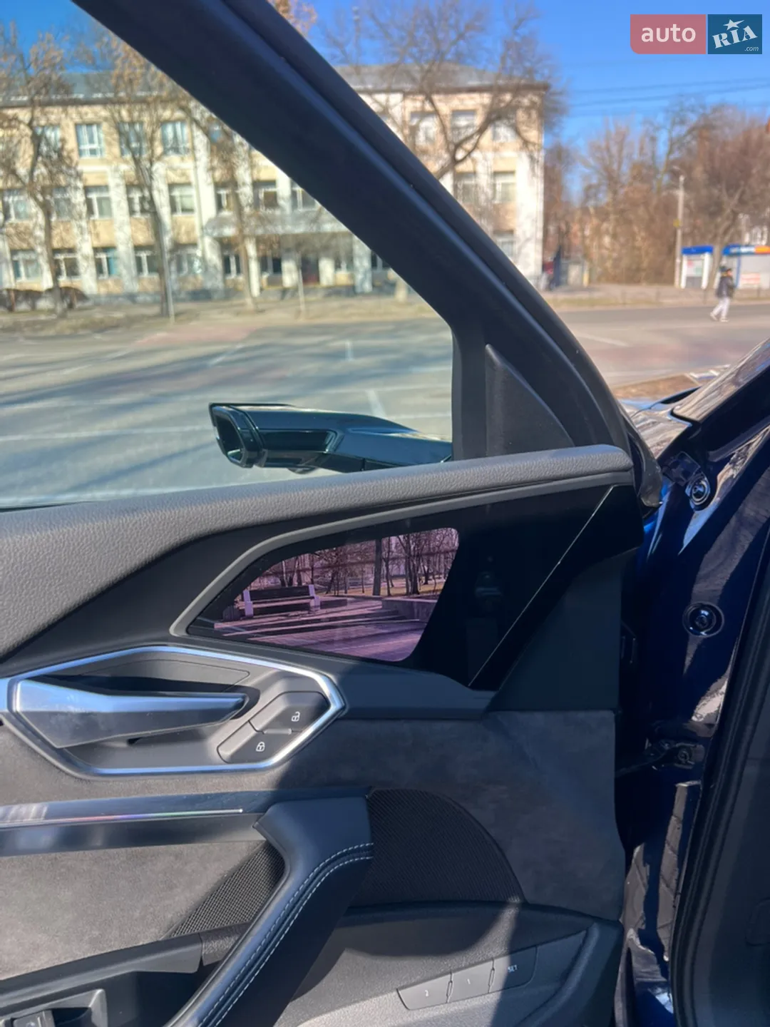 2020 Audi e-tron Sportback - мініатюра 12