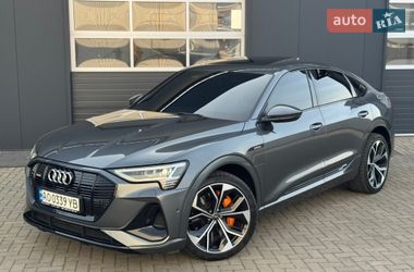 Позашляховик / Кросовер Audi e-tron Sportback 2020 в Мукачевому