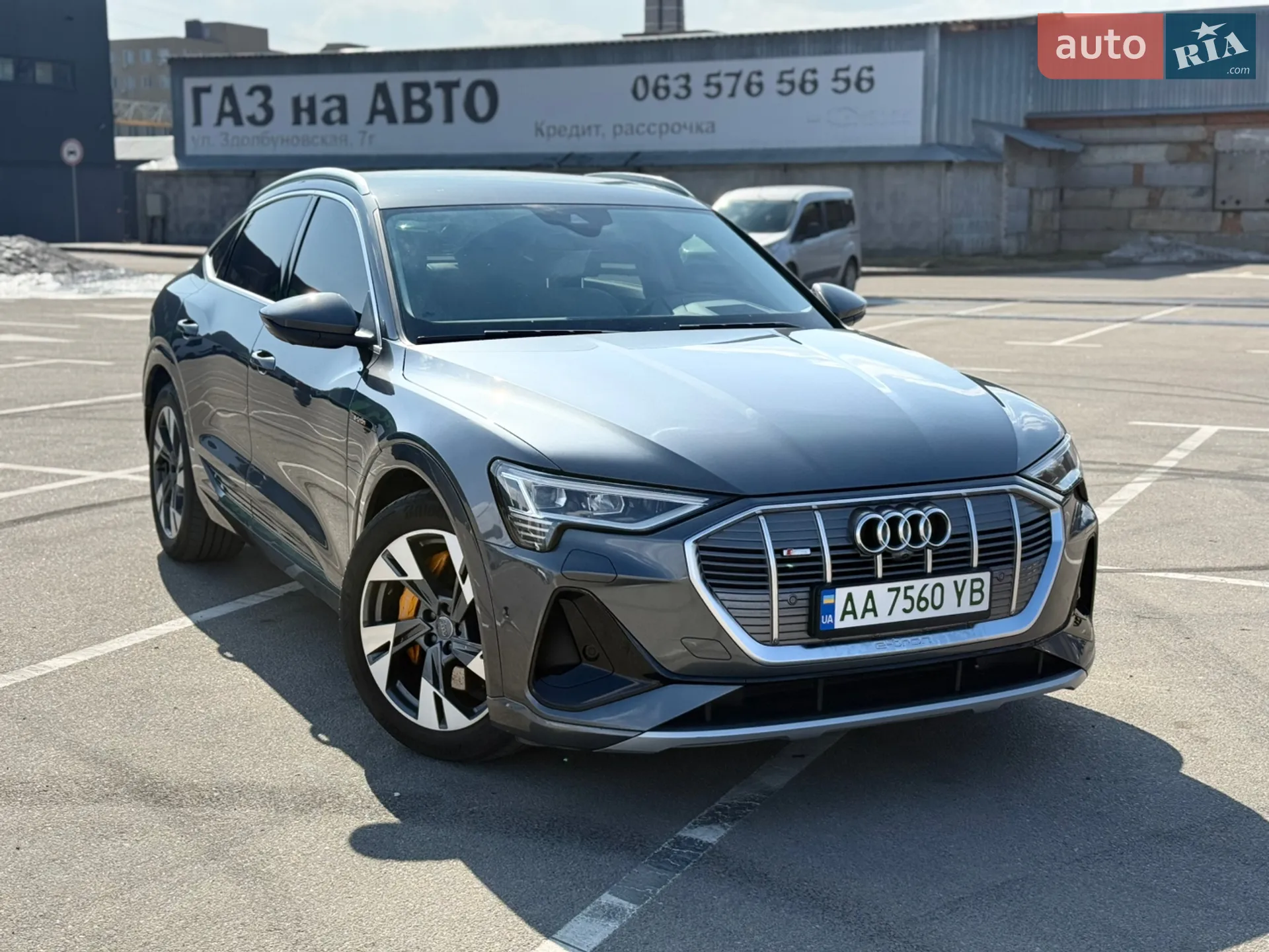 2020 Audi e-tron Sportback - мініатюра 3