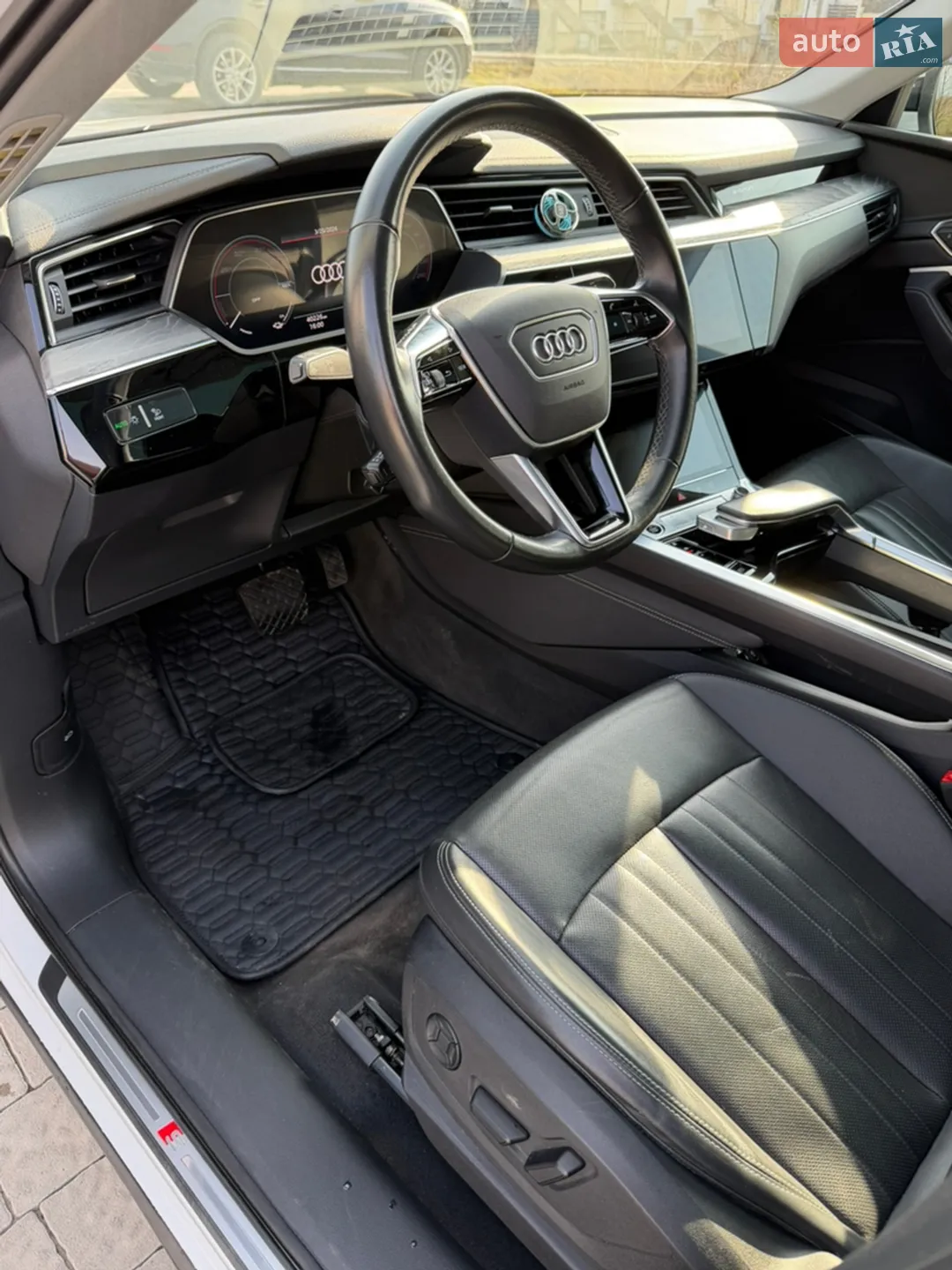 2022 Audi e-tron Sportback - мініатюра 68