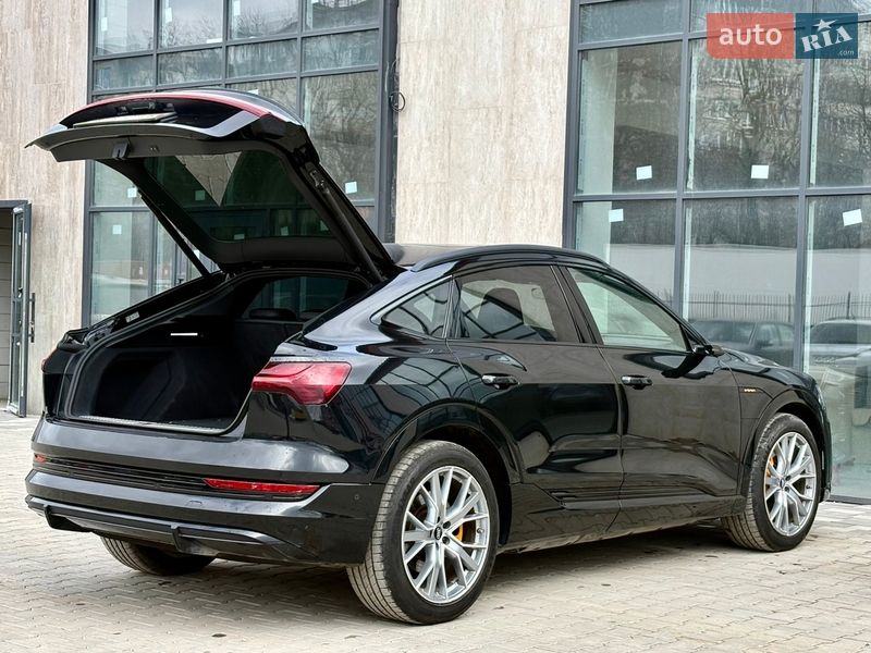 Внедорожник / Кроссовер Audi e-tron Sportback 2020 в Тернополе