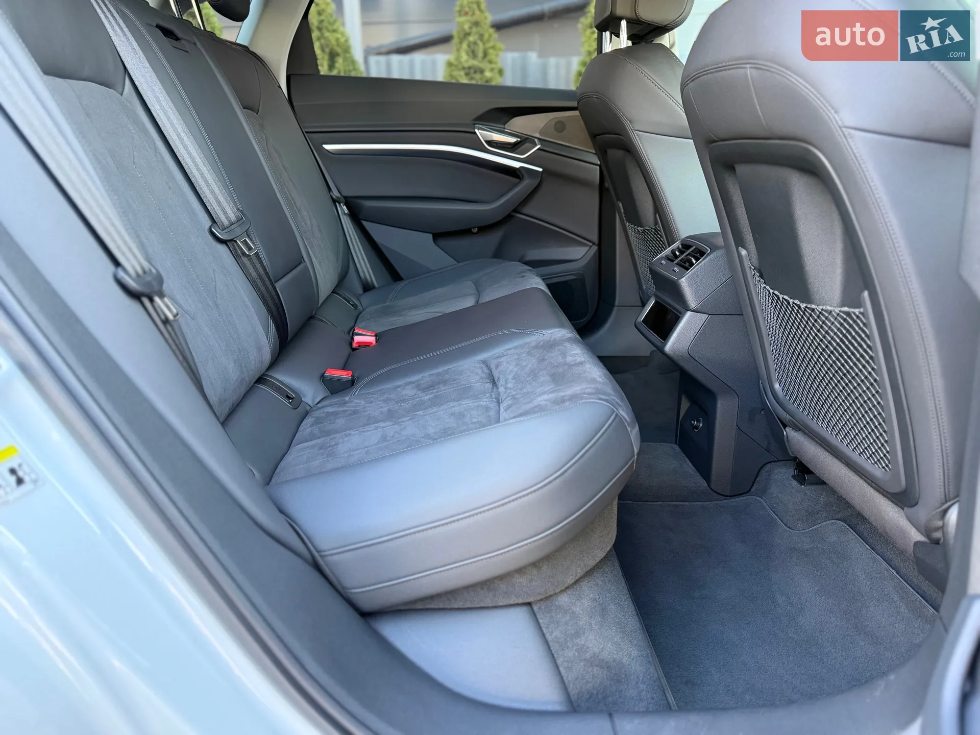 2021 Audi e-tron Sportback - мініатюра 17