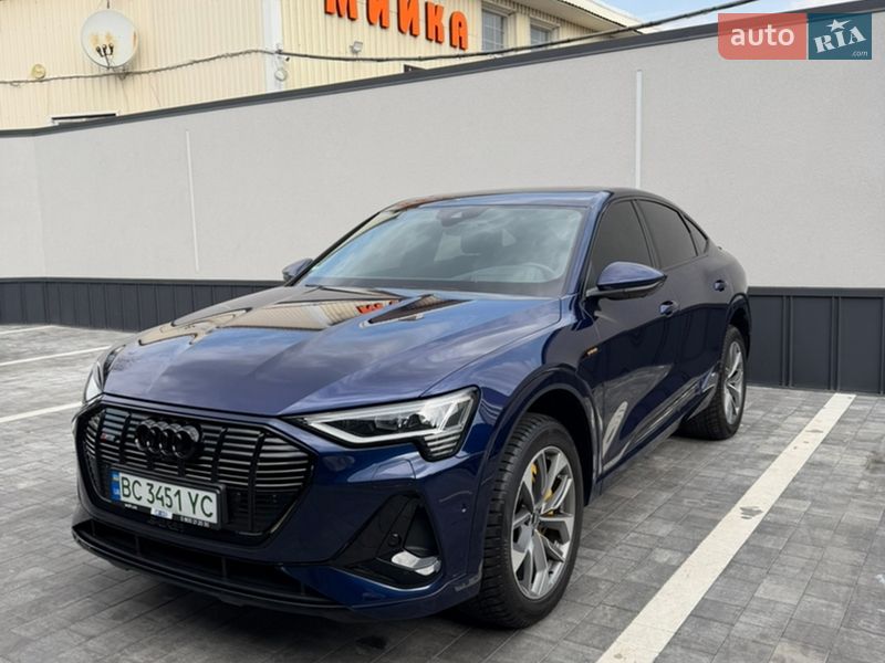 Audi e-tron Sportback 2021