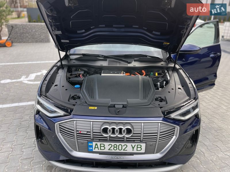 Внедорожник / Кроссовер Audi e-tron Sportback 2021 в Виннице