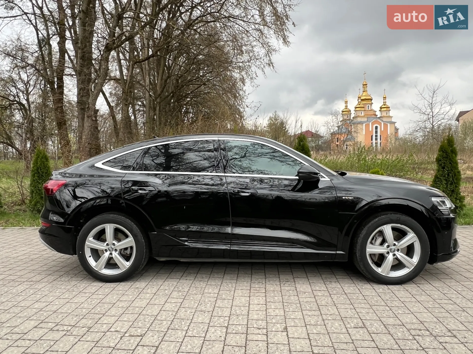 2020 Audi e-tron Sportback - мініатюра 4
