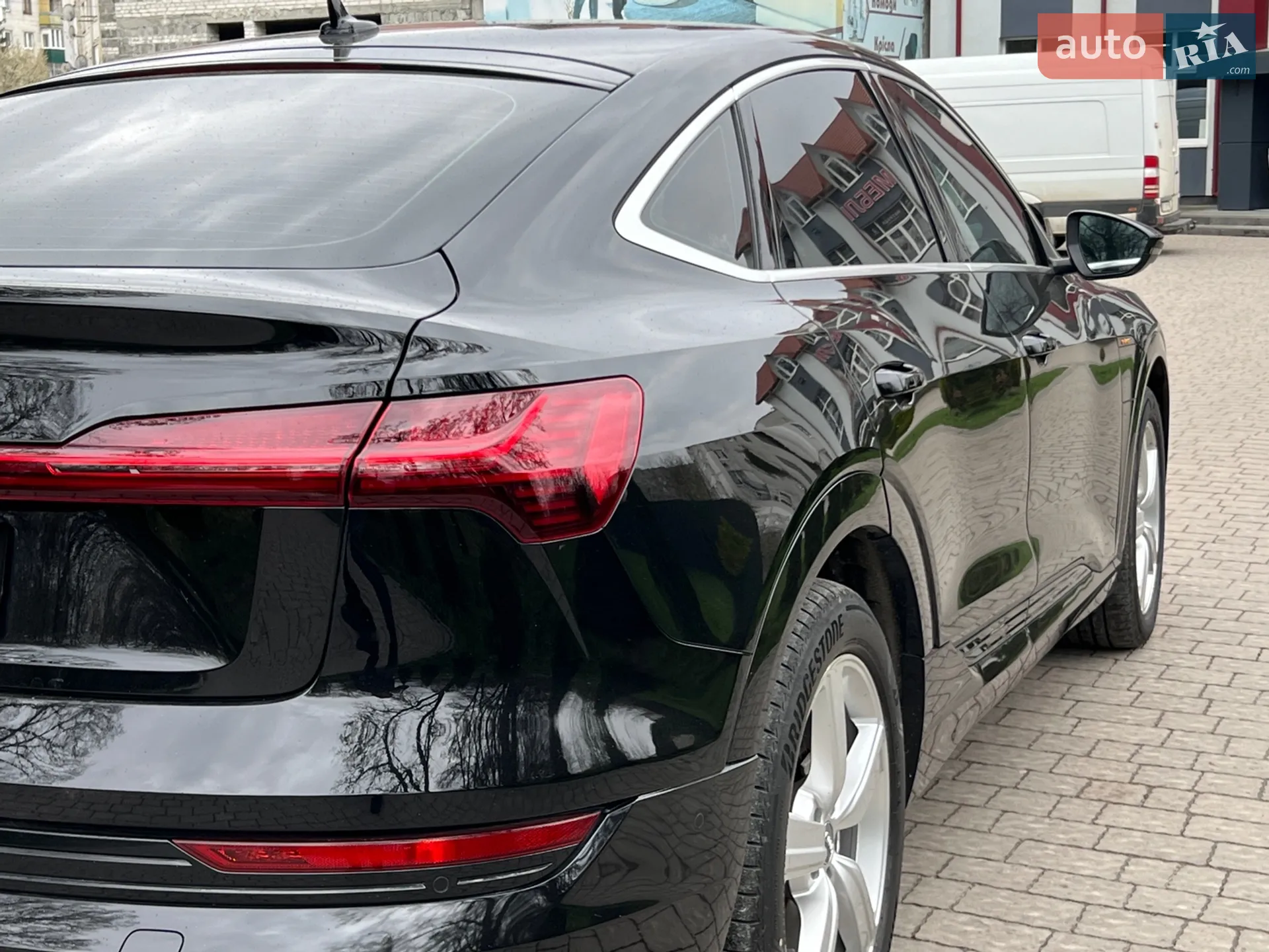 2020 Audi e-tron Sportback - мініатюра 26