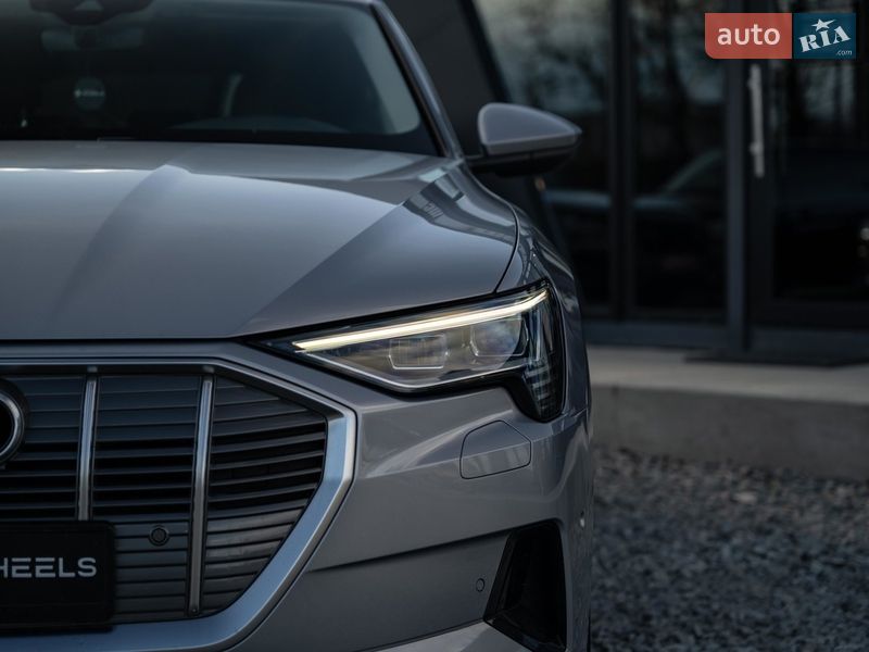 Внедорожник / Кроссовер Audi e-tron Sportback 2020 в Черновцах