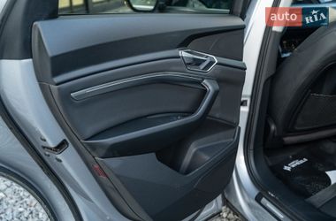Внедорожник / Кроссовер Audi e-tron Sportback 2020 в Черновцах