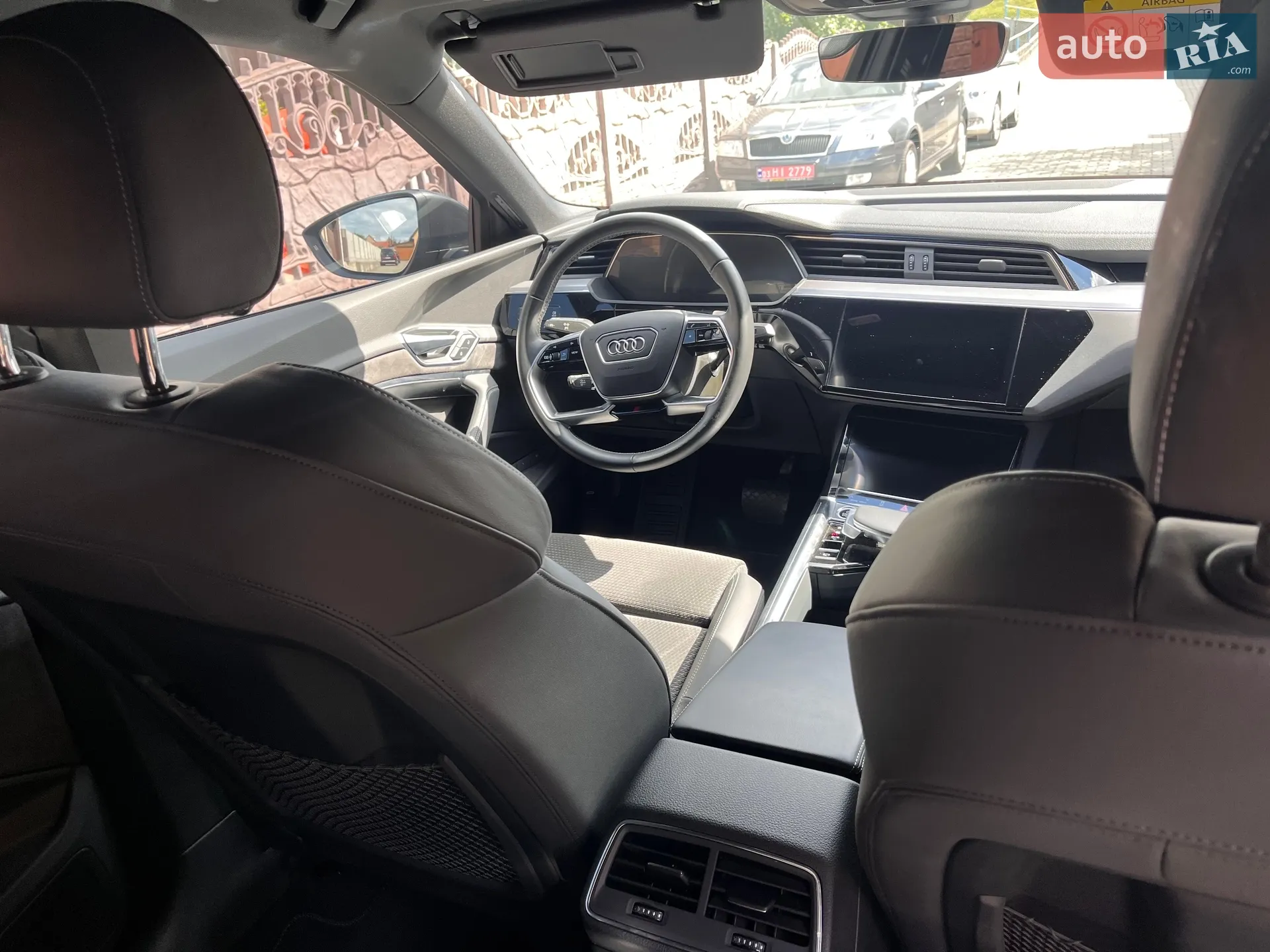 2020 Audi e-tron Sportback - мініатюра 33