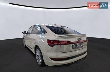 Внедорожник / Кроссовер Audi e-tron Sportback 2022 в Киеве