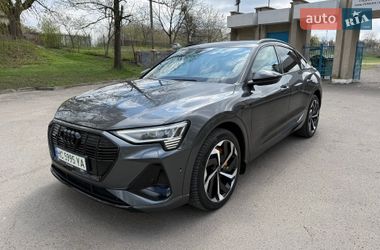 Позашляховик / Кросовер Audi e-tron Sportback 2022 в Золочеві