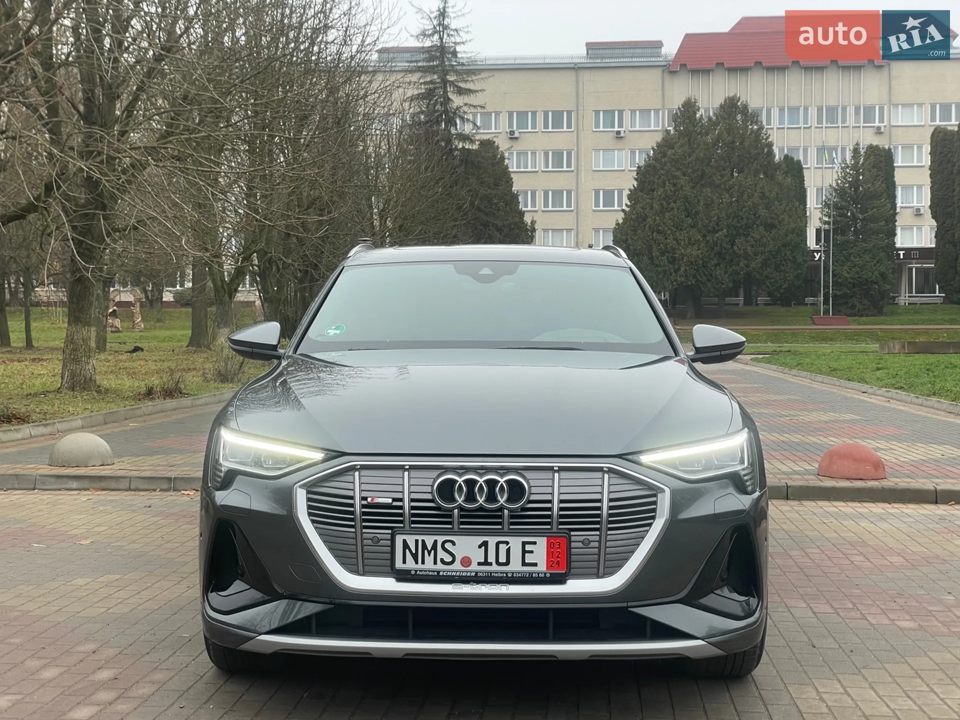 2020 Audi e-tron Sportback - мініатюра 3