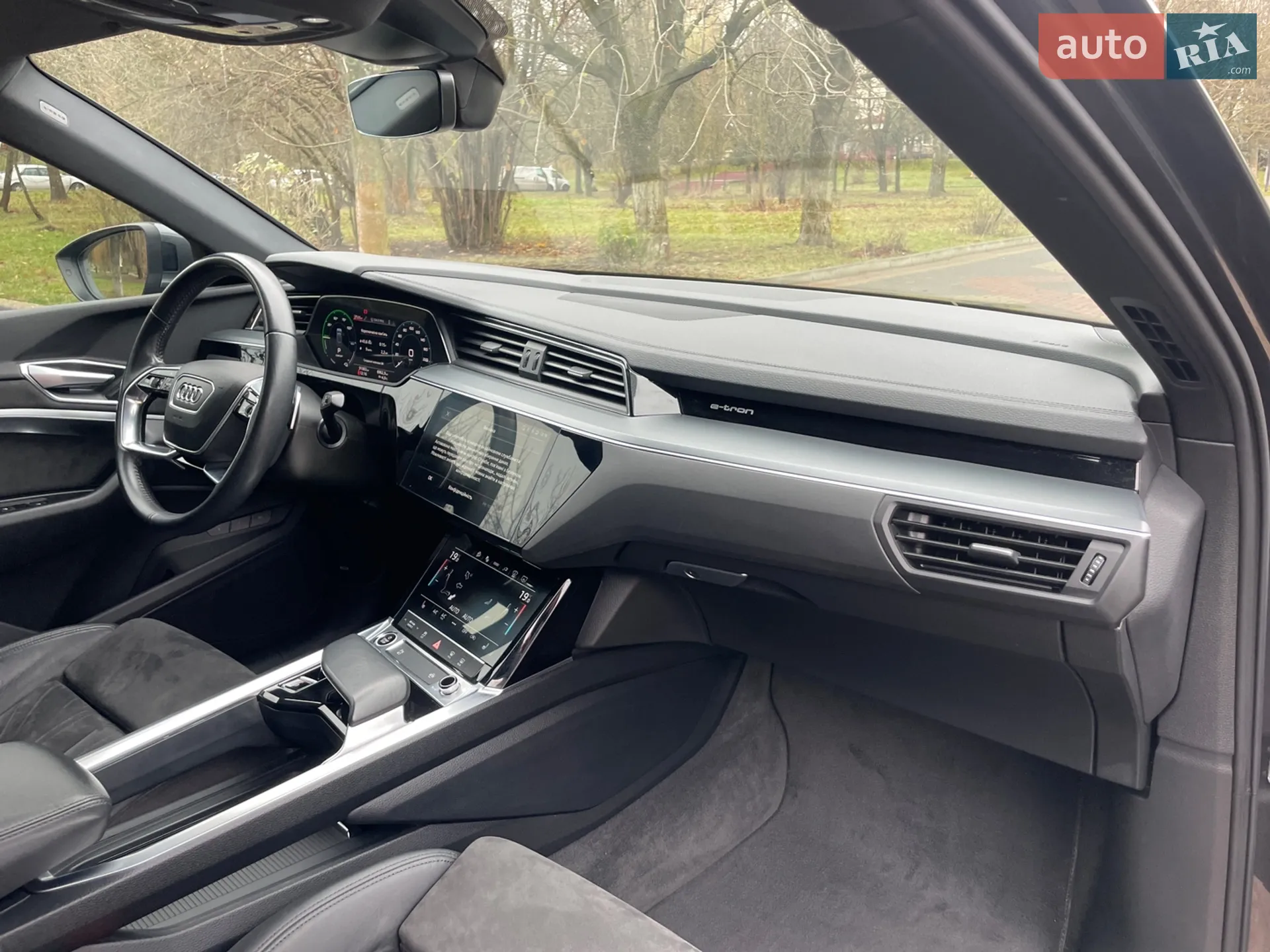 2020 Audi e-tron Sportback - мініатюра 23