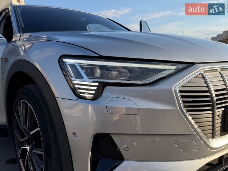Внедорожник / Кроссовер Audi e-tron Sportback 2020 в Львове