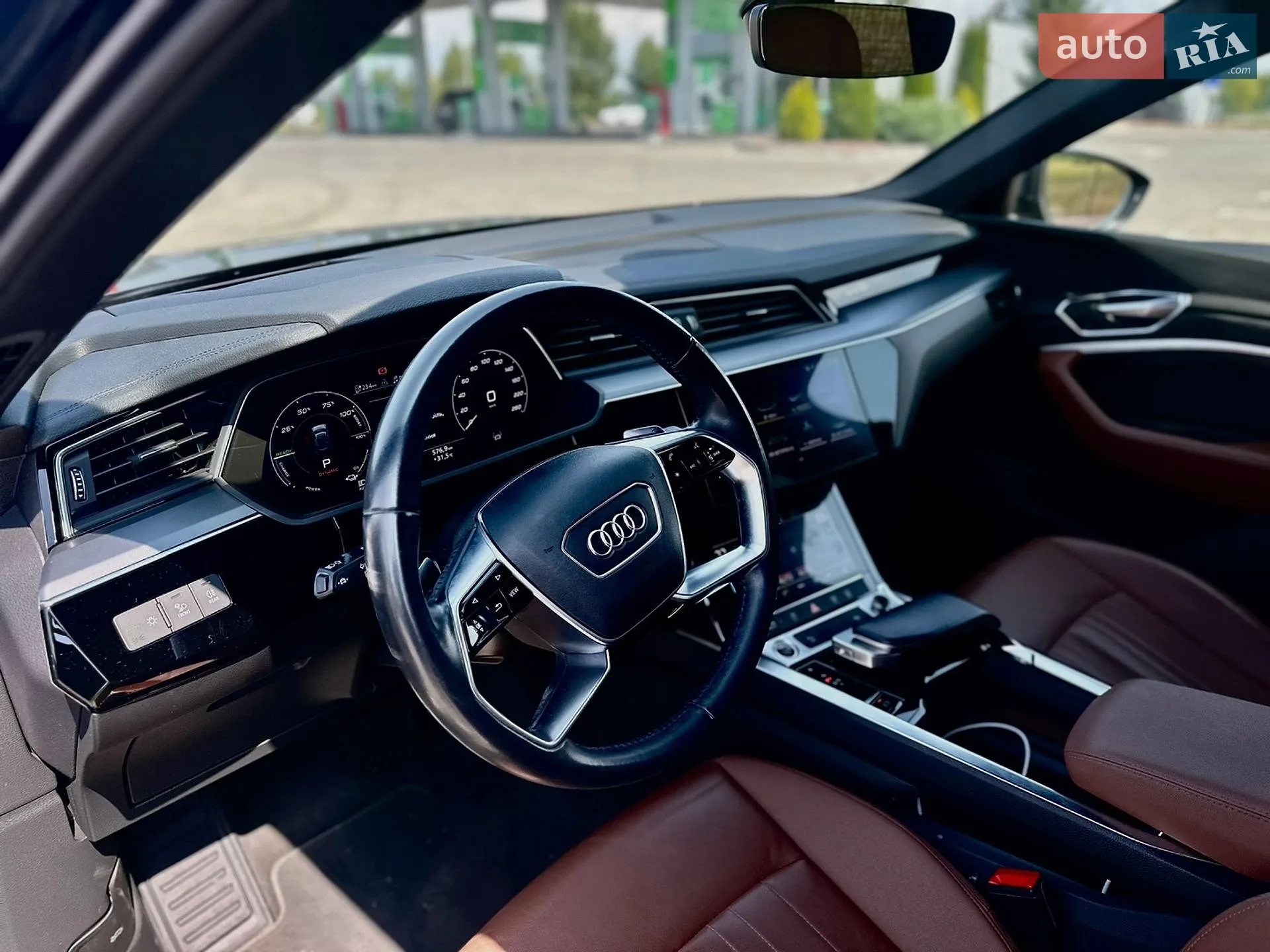 2020 Audi e-tron Sportback - мініатюра 10