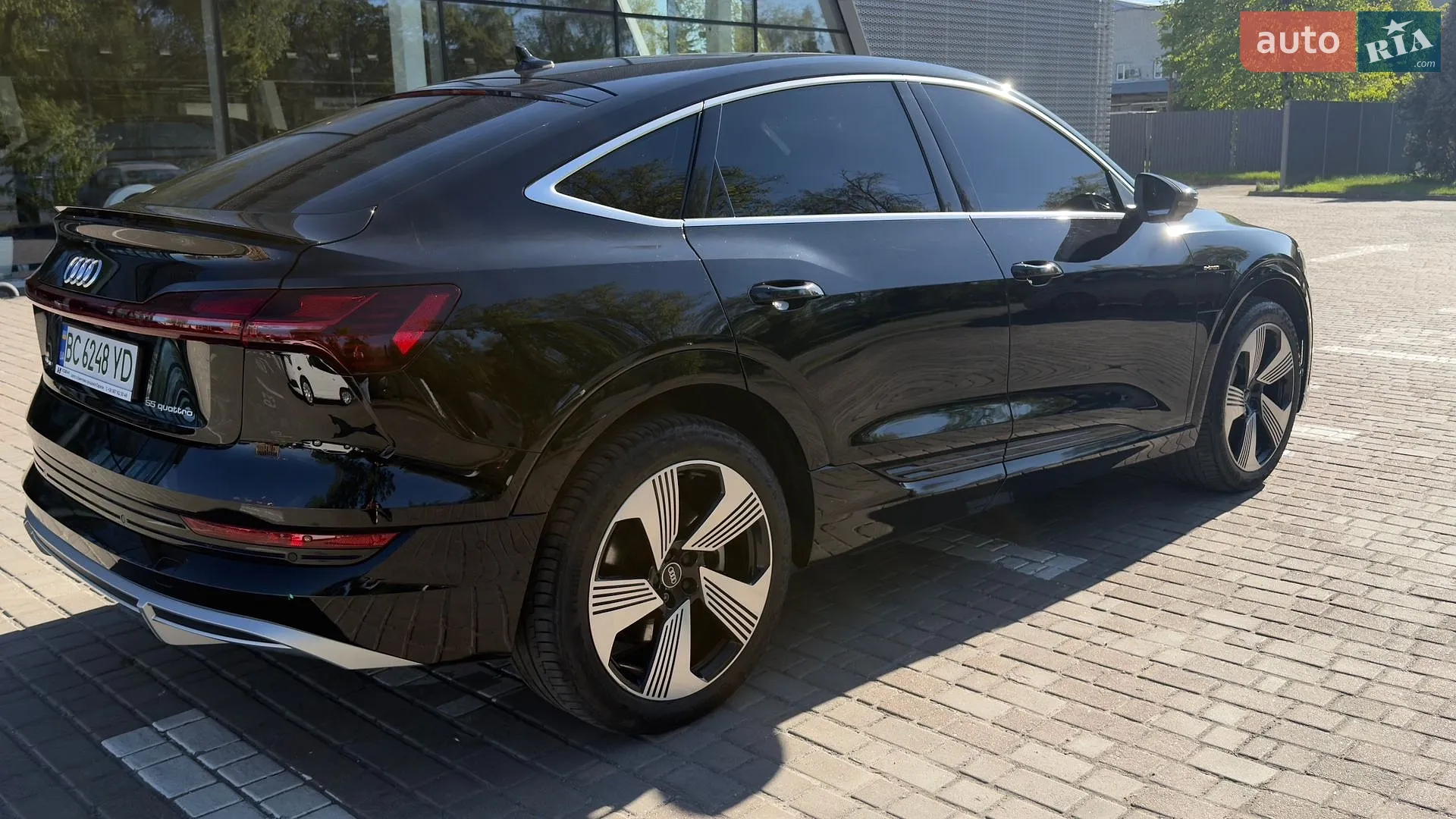 2020 Audi e-tron Sportback - мініатюра 10