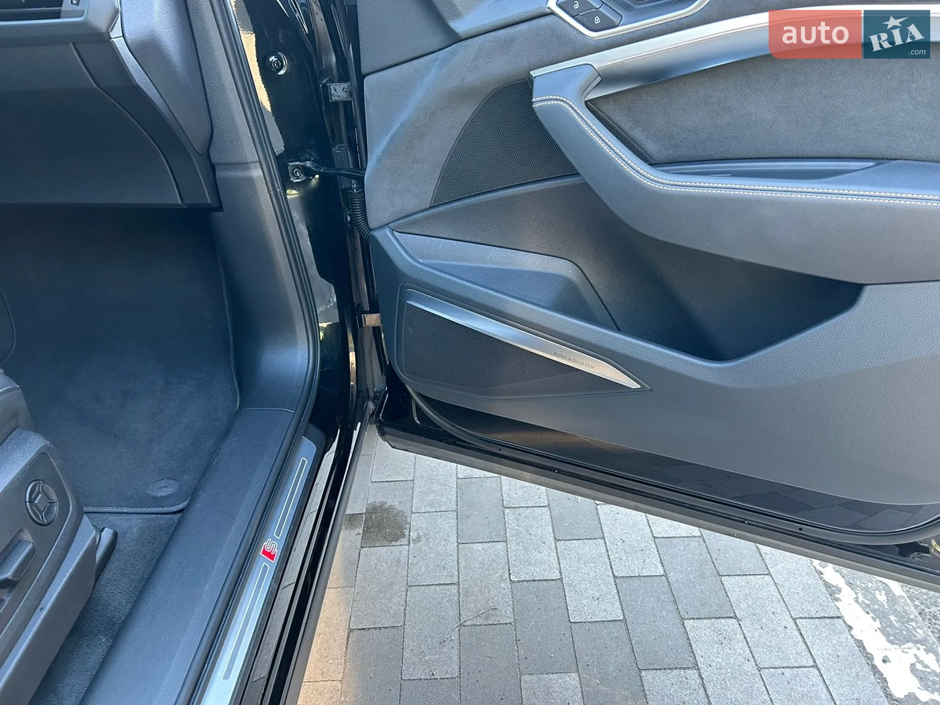 2022 Audi e-tron Sportback - мініатюра 28