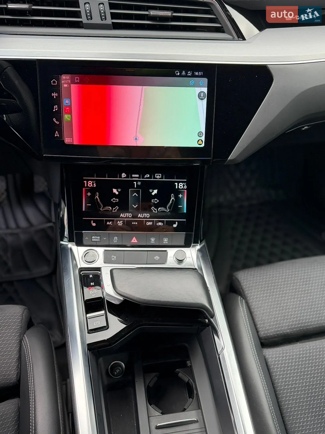 2022 Audi e-tron Sportback - мініатюра 11