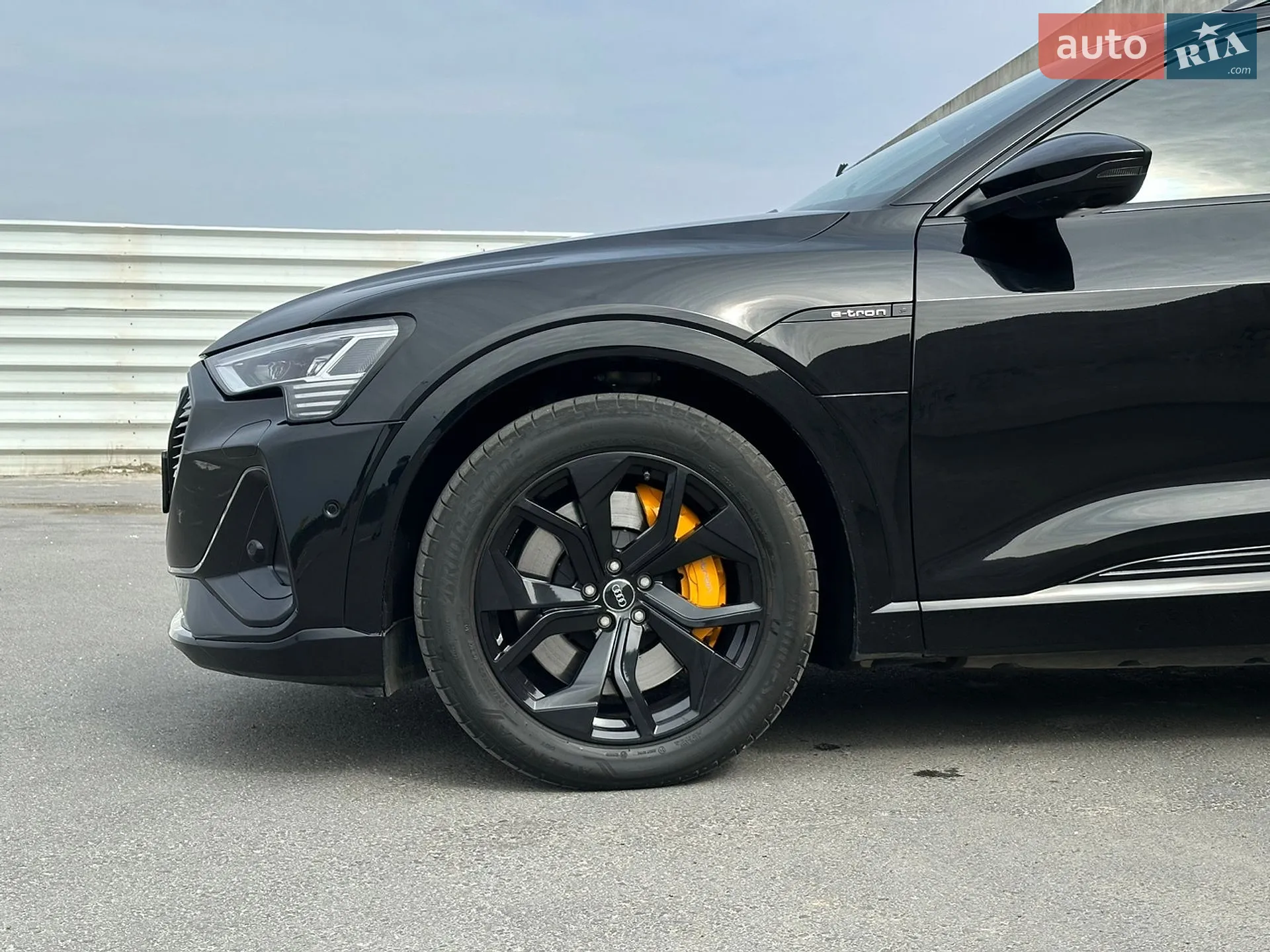 2020 Audi e-tron Sportback - мініатюра 3