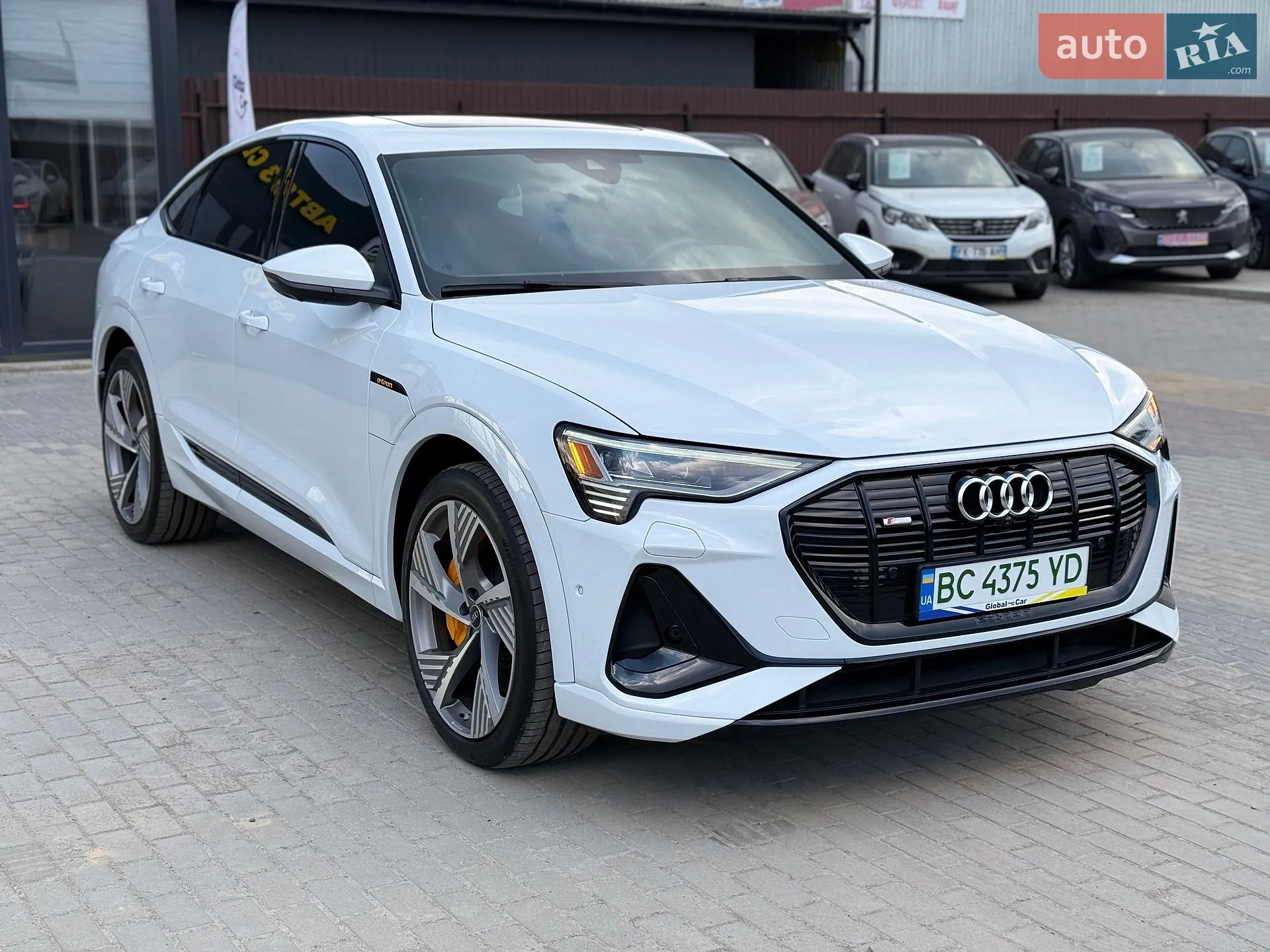 2022 Audi e-tron Sportback - мініатюра 4