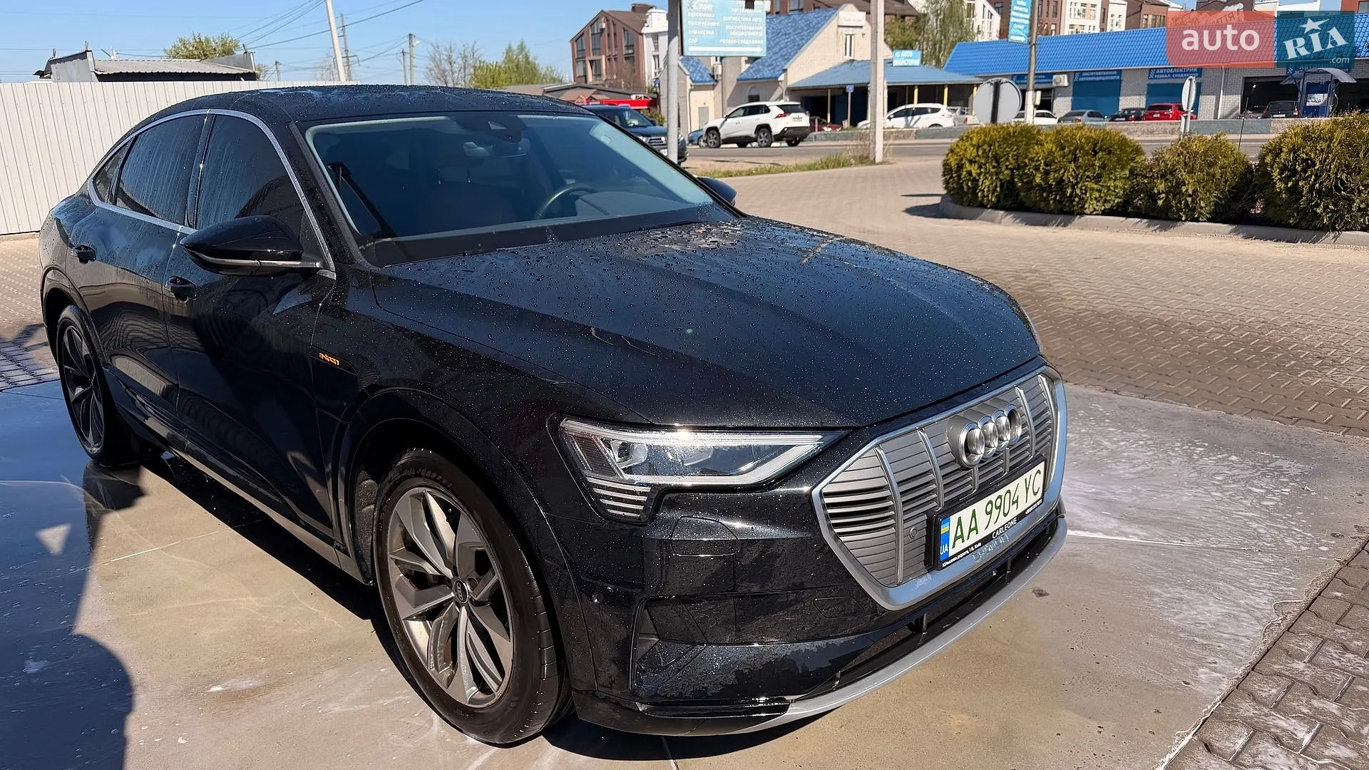 2020 Audi e-tron Sportback - мініатюра 16