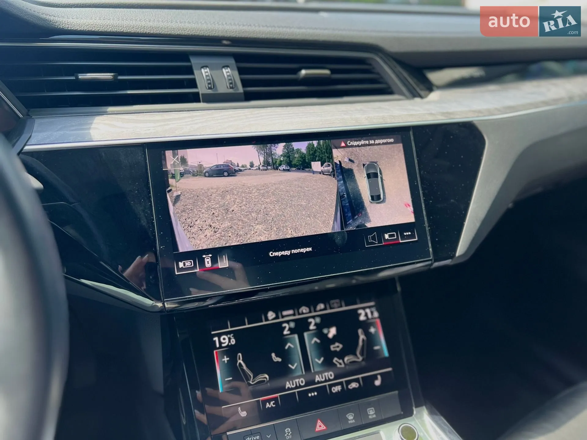 2022 Audi e-tron Sportback - мініатюра 6