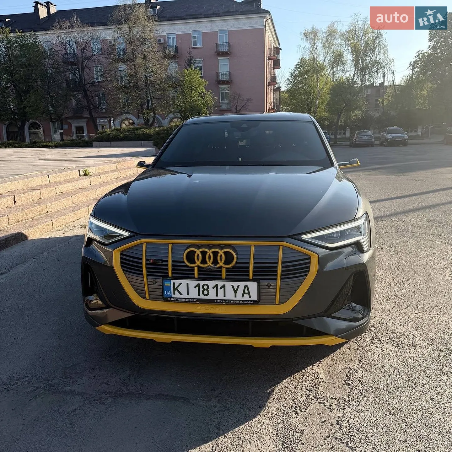 2020 Audi e-tron Sportback - мініатюра 2