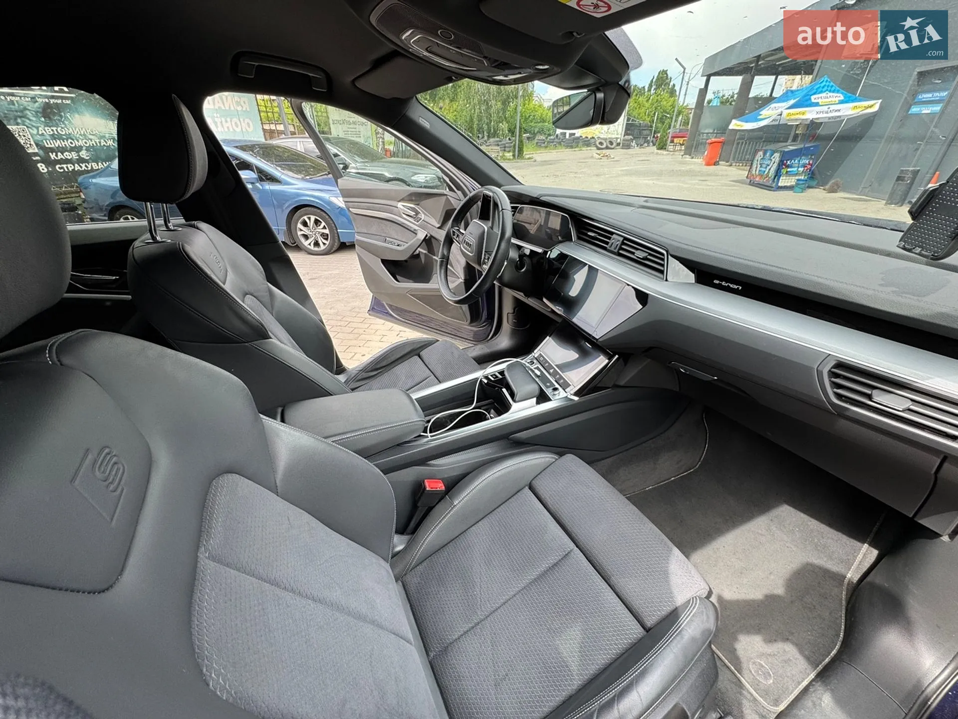 2021 Audi e-tron Sportback - мініатюра 13