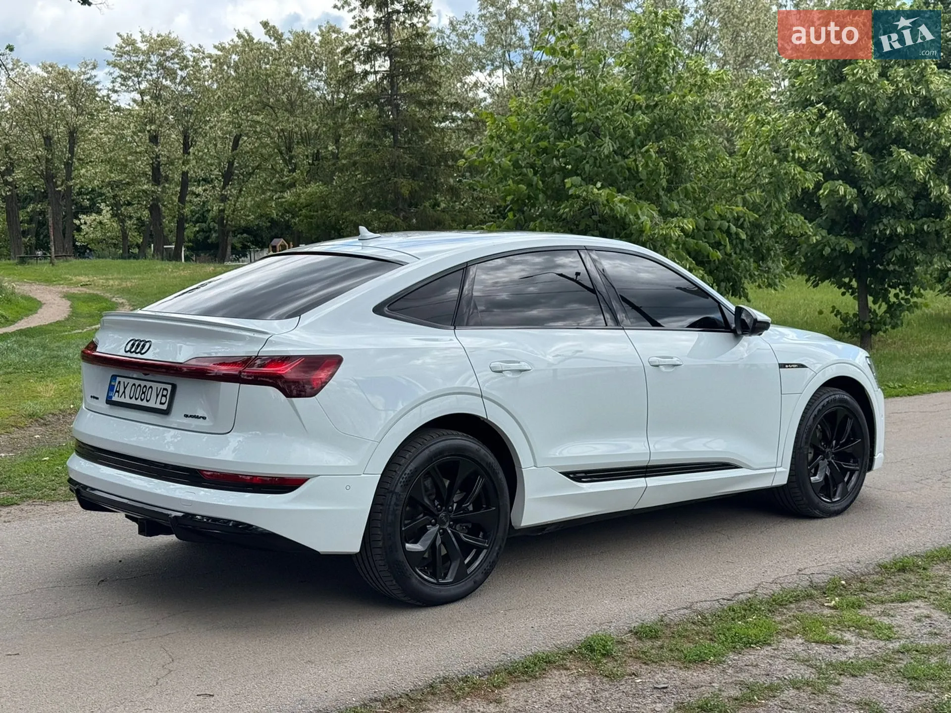 2020 Audi e-tron Sportback - мініатюра 5