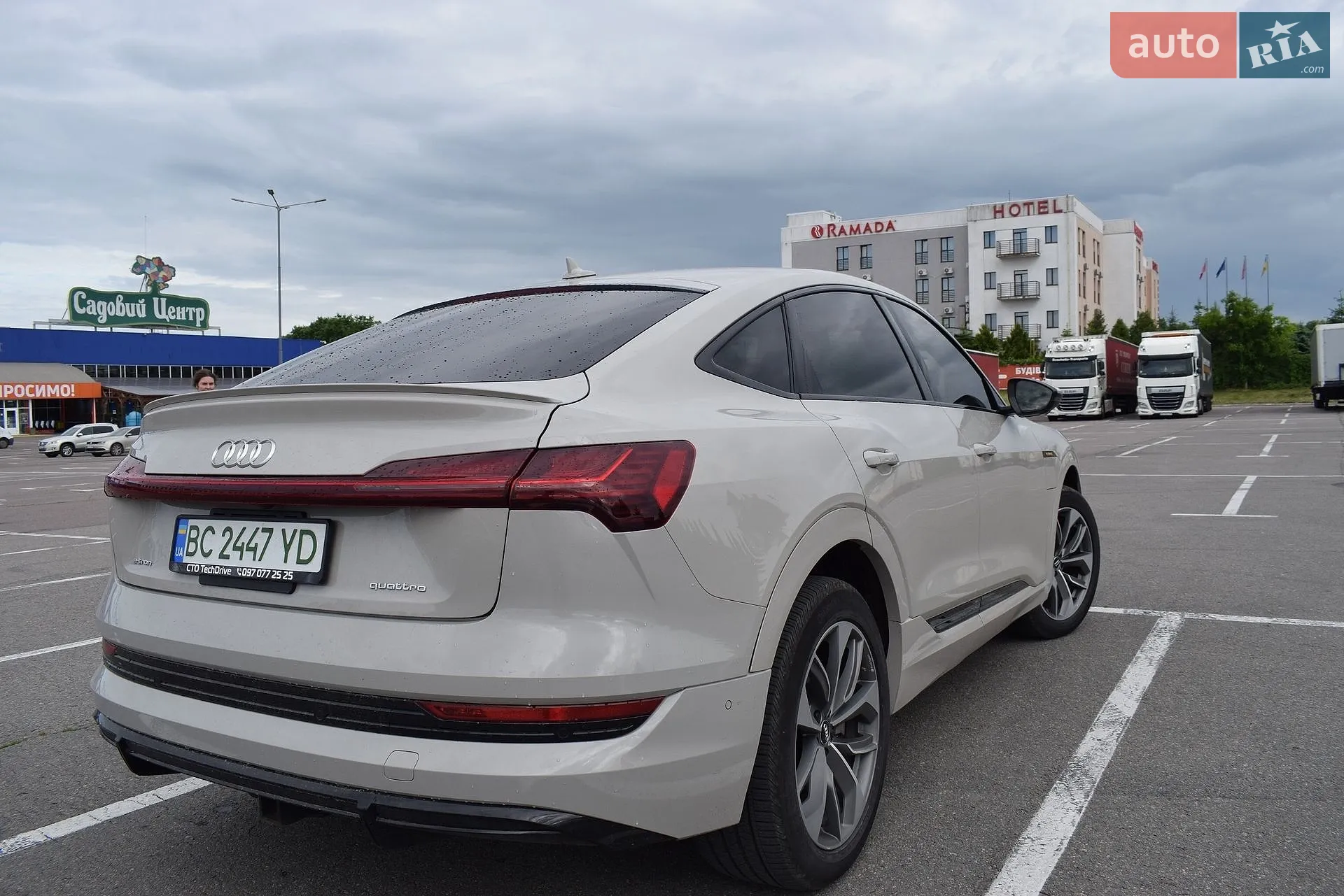 2020 Audi e-tron Sportback - мініатюра 6