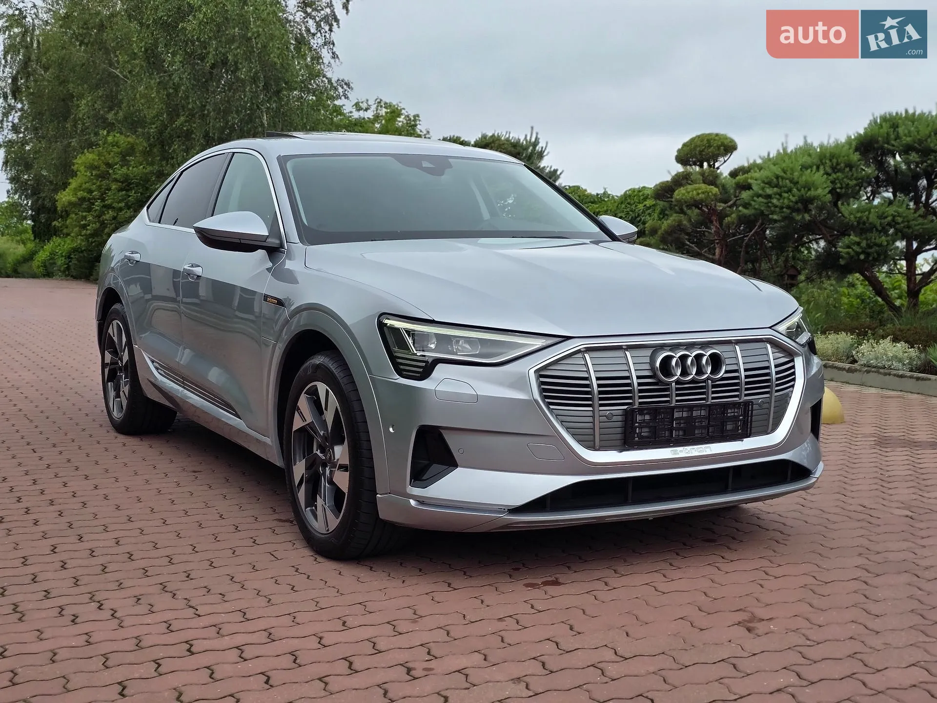 2020 Audi e-tron Sportback - мініатюра 4