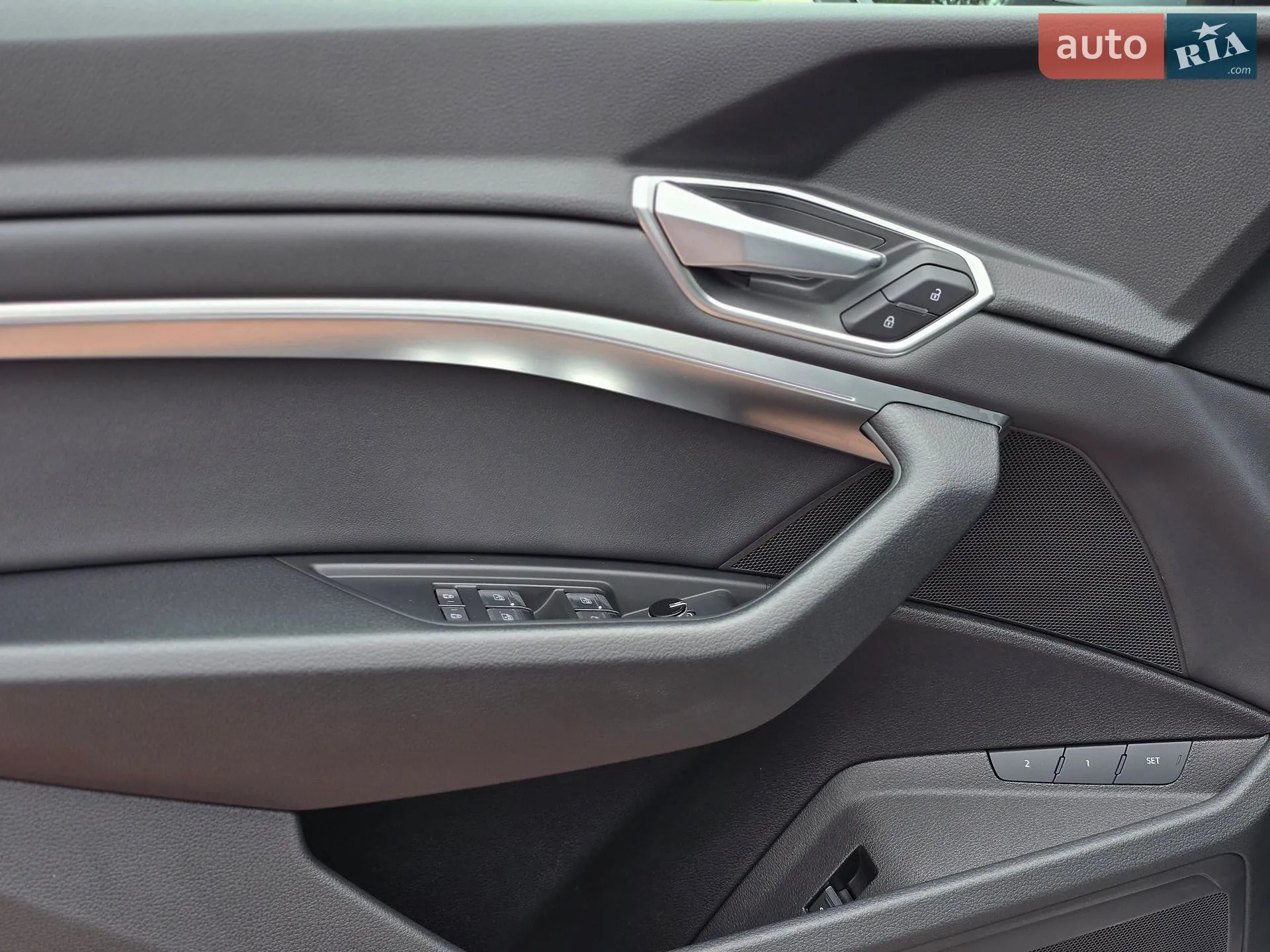 2020 Audi e-tron Sportback - мініатюра 33