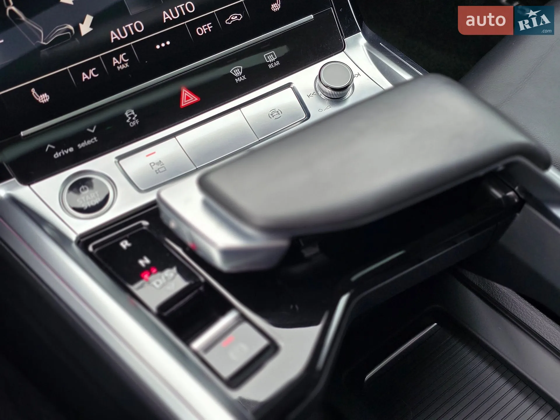 2020 Audi e-tron Sportback - мініатюра 36
