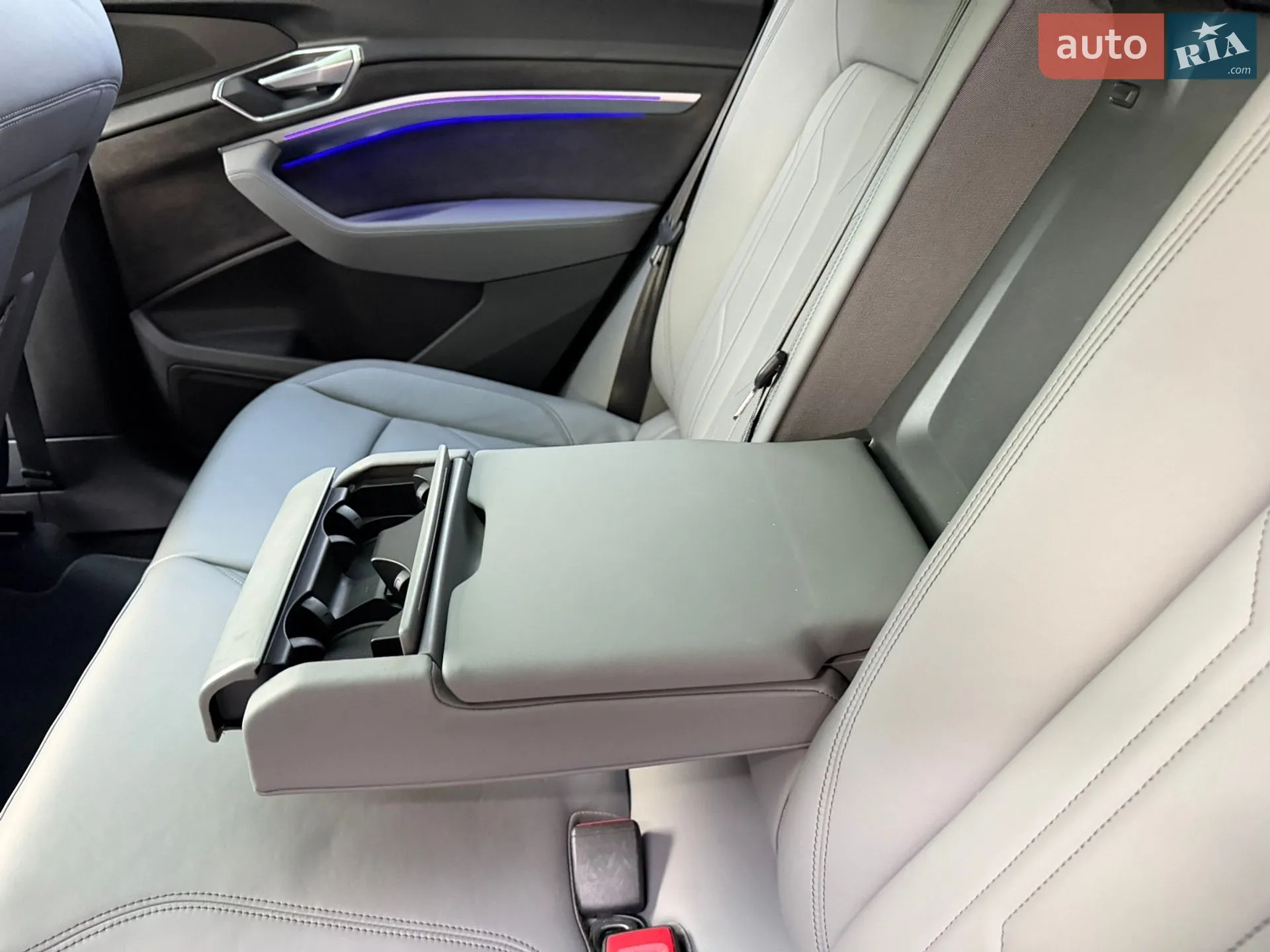 2021 Audi e-tron Sportback - мініатюра 45