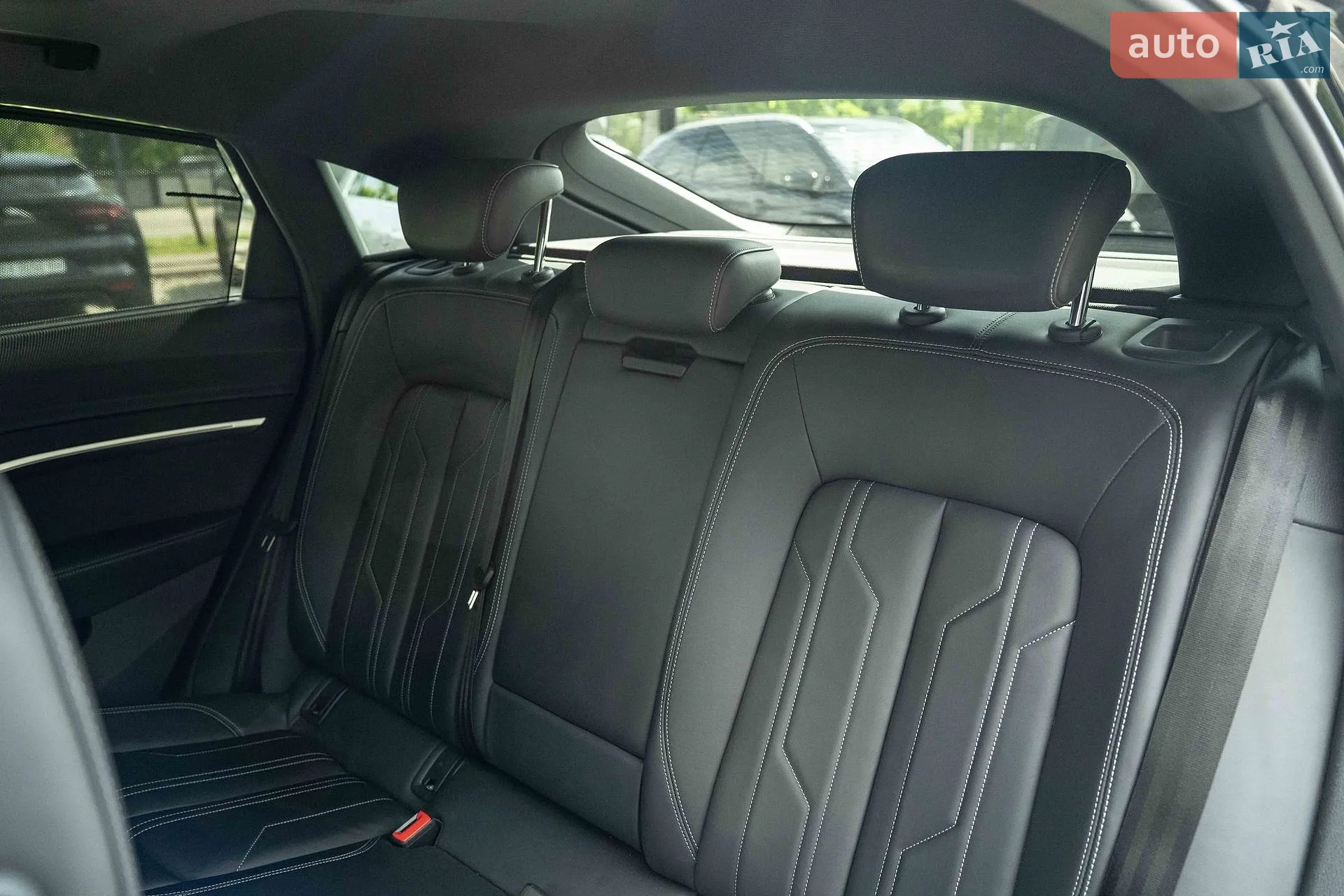 2022 Audi e-tron Sportback - мініатюра 44