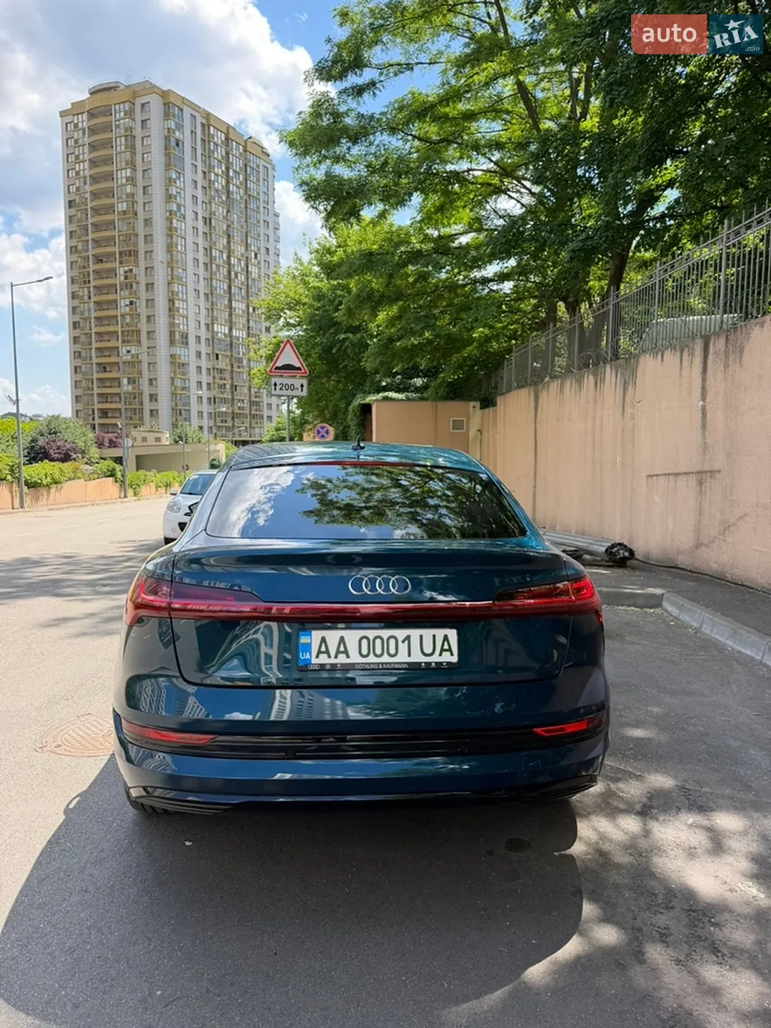 2021 Audi e-tron Sportback - мініатюра 5