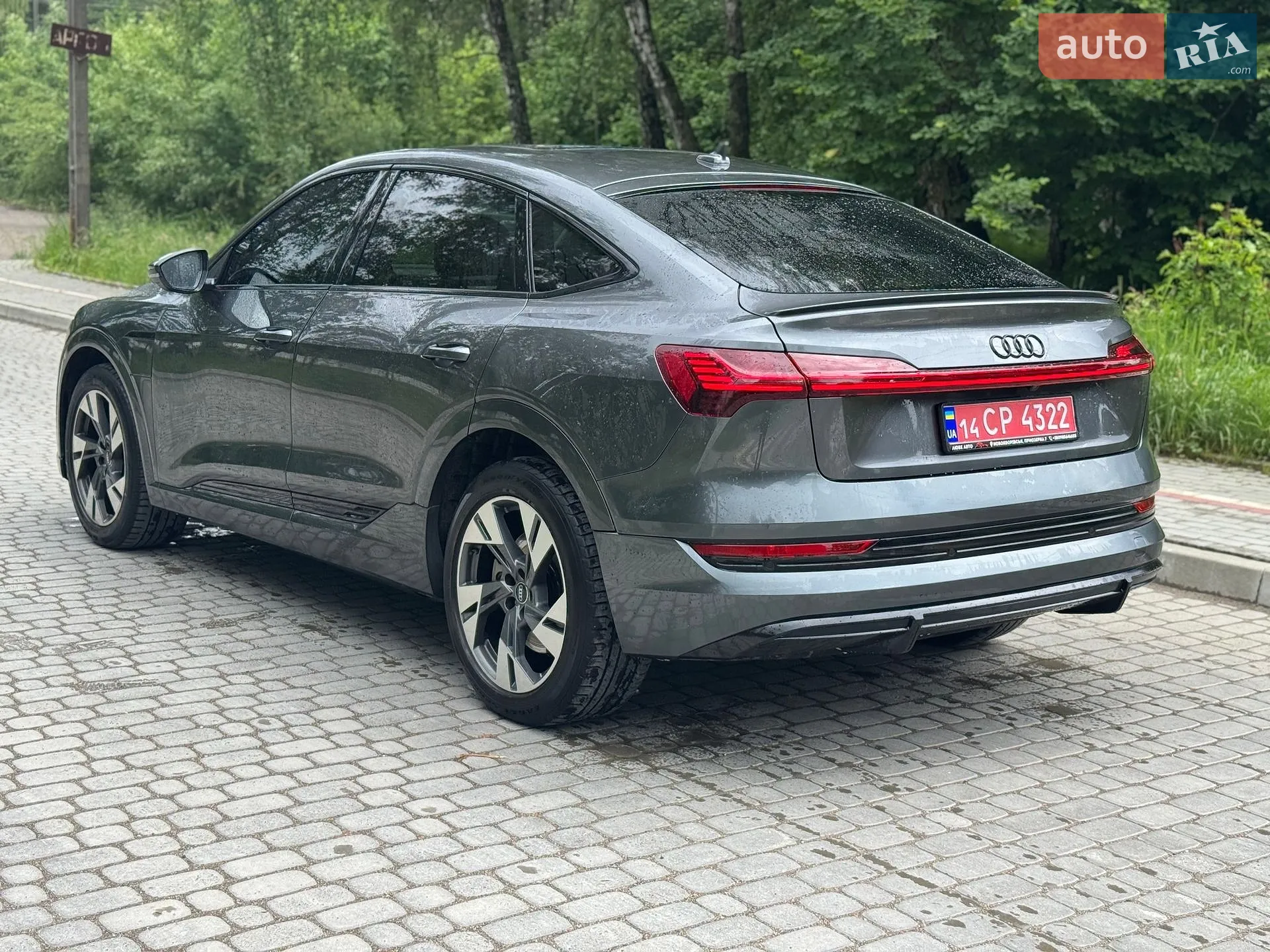 2022 Audi e-tron Sportback - мініатюра 6
