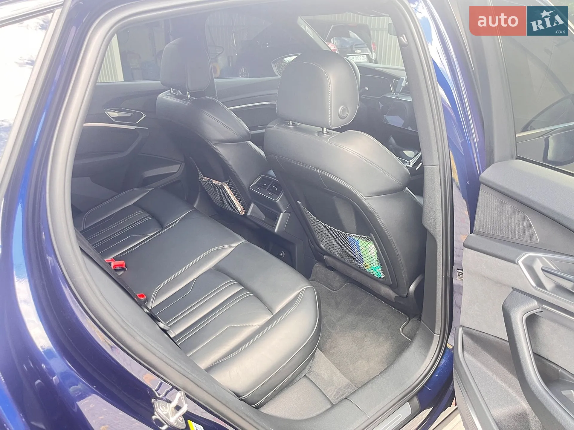 2022 Audi e-tron Sportback - мініатюра 13