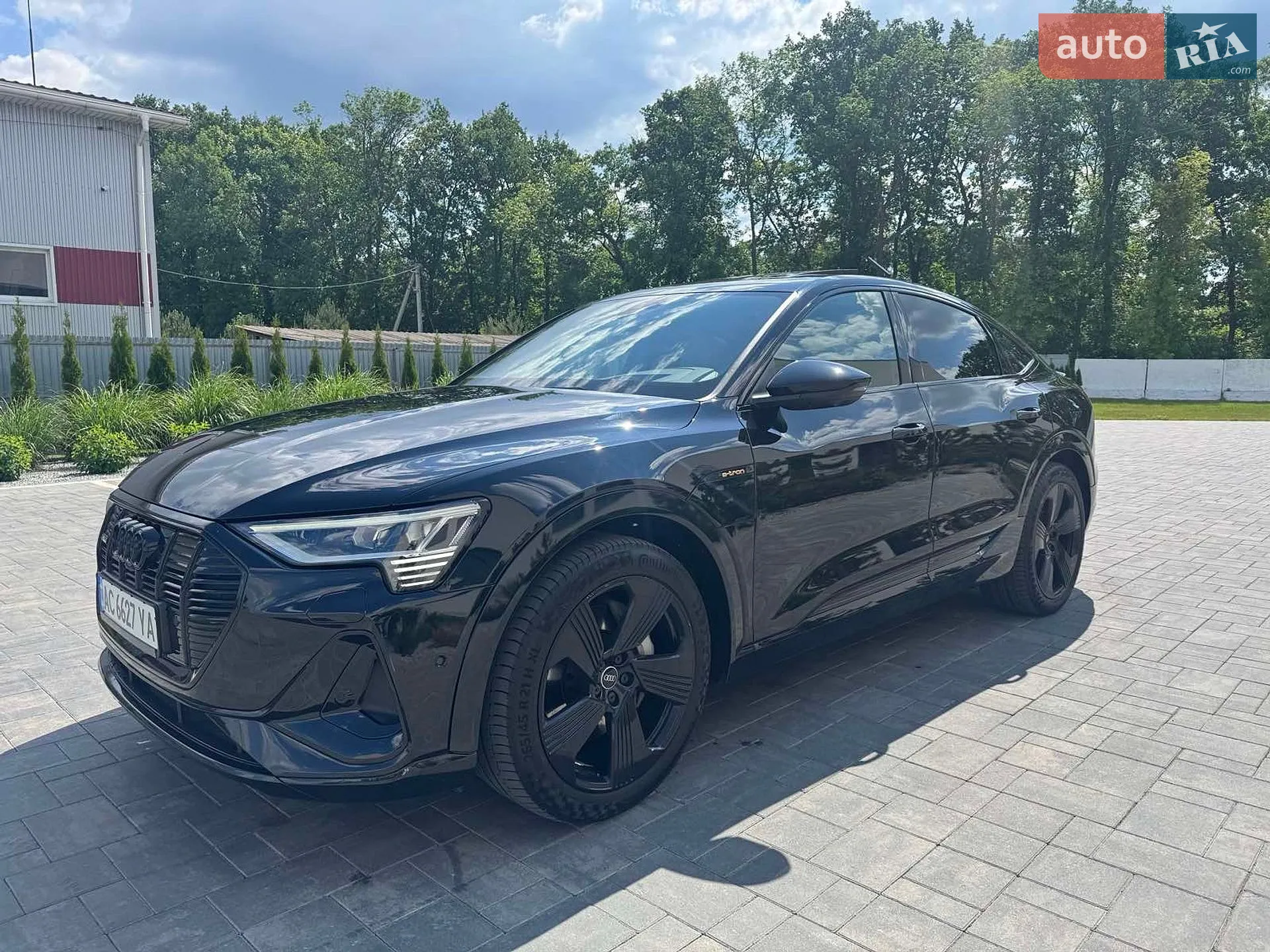 2020 Audi e-tron Sportback - мініатюра 2